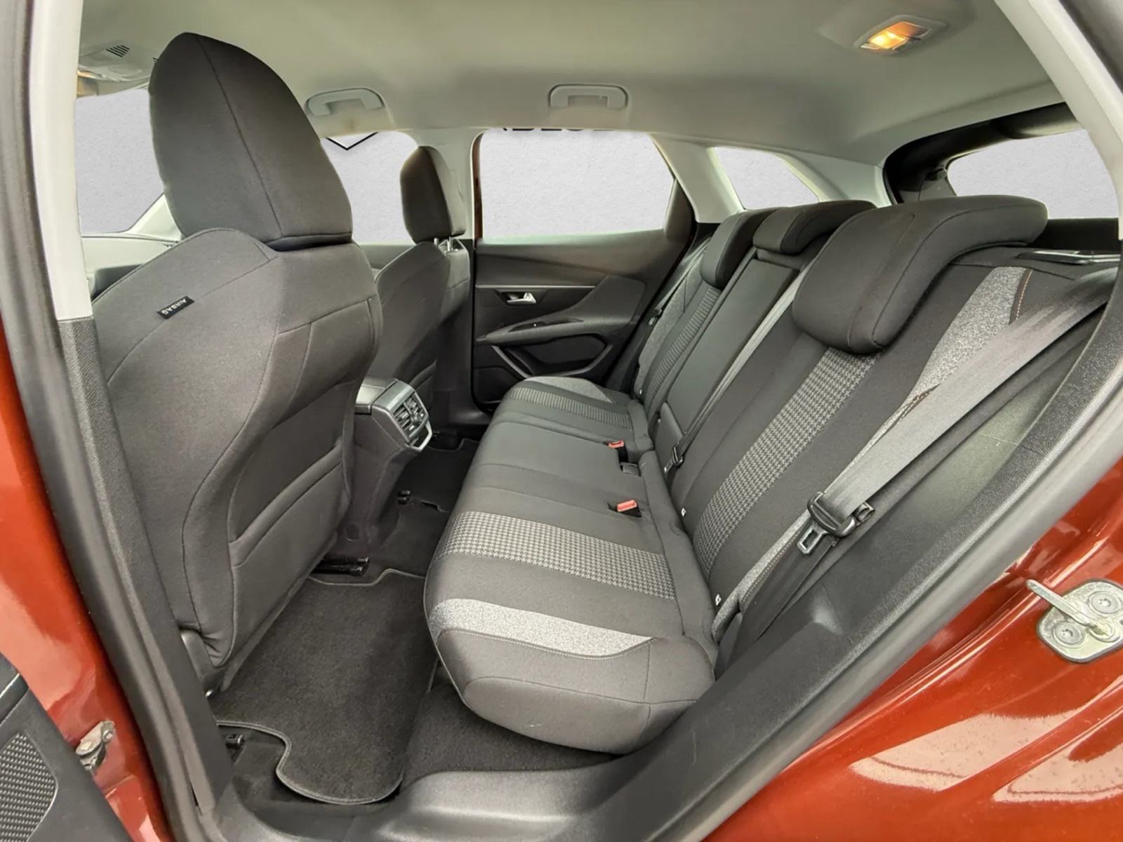 Peugeot 3008 1,6 BlueHDI aut. | JAMSTVO 12/24 | SER. KNJIGA, fotografija 11