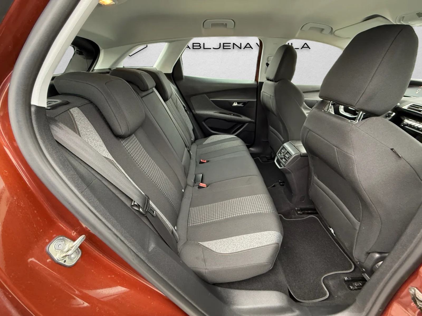 Peugeot 3008 1,6 BlueHDI aut. | JAMSTVO 12/24 | SER. KNJIGA, fotografija 13