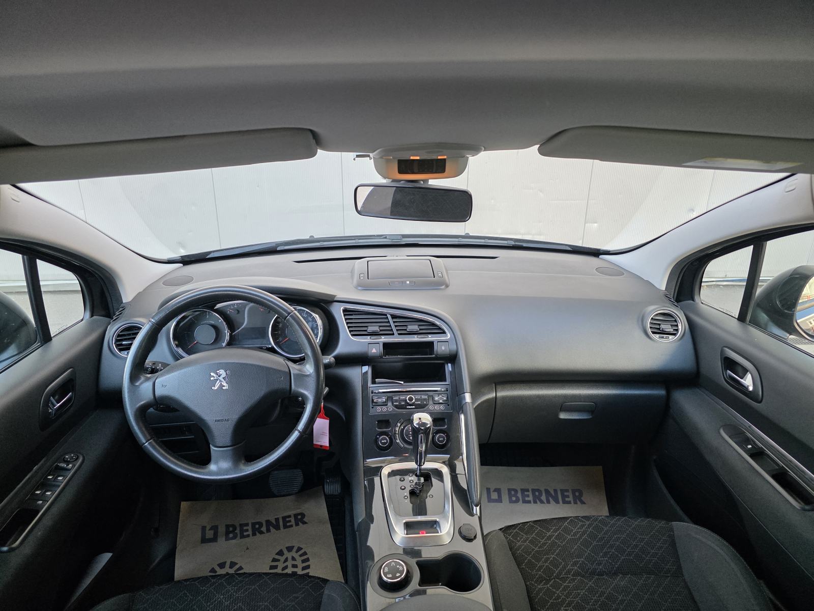 Peugeot 3008 1,6 BlueHDI**AUTOMATIC**NAVIGACIJA**REGISTRIRAN 7 MJ 27, fotografija 13
