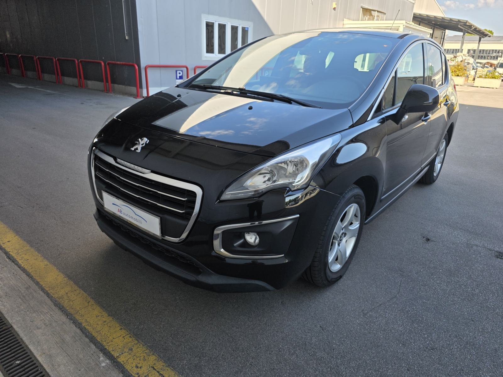 Peugeot 3008 1,6 BlueHDI**AUTOMATIC**NAVIGACIJA**REGISTRIRAN 7 MJ 27, fotografija 20