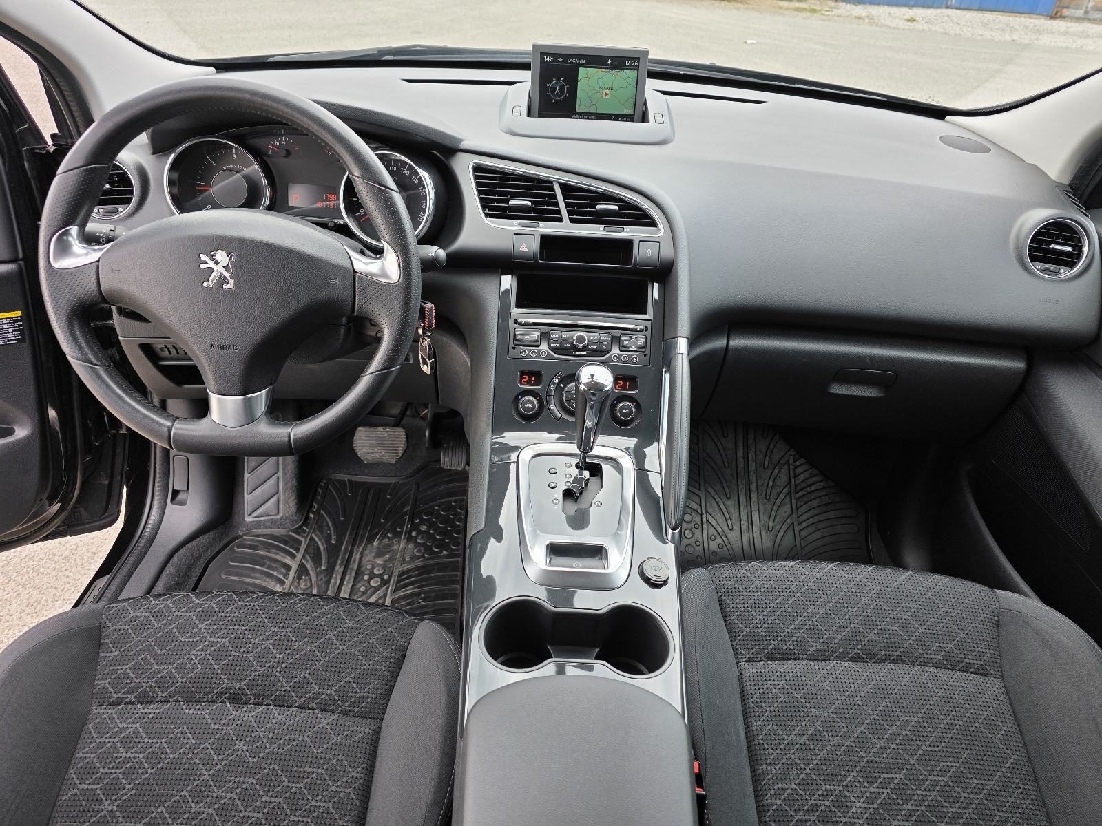 Peugeot 3008 1,6 HDI automatik STYLE, fotografija 9