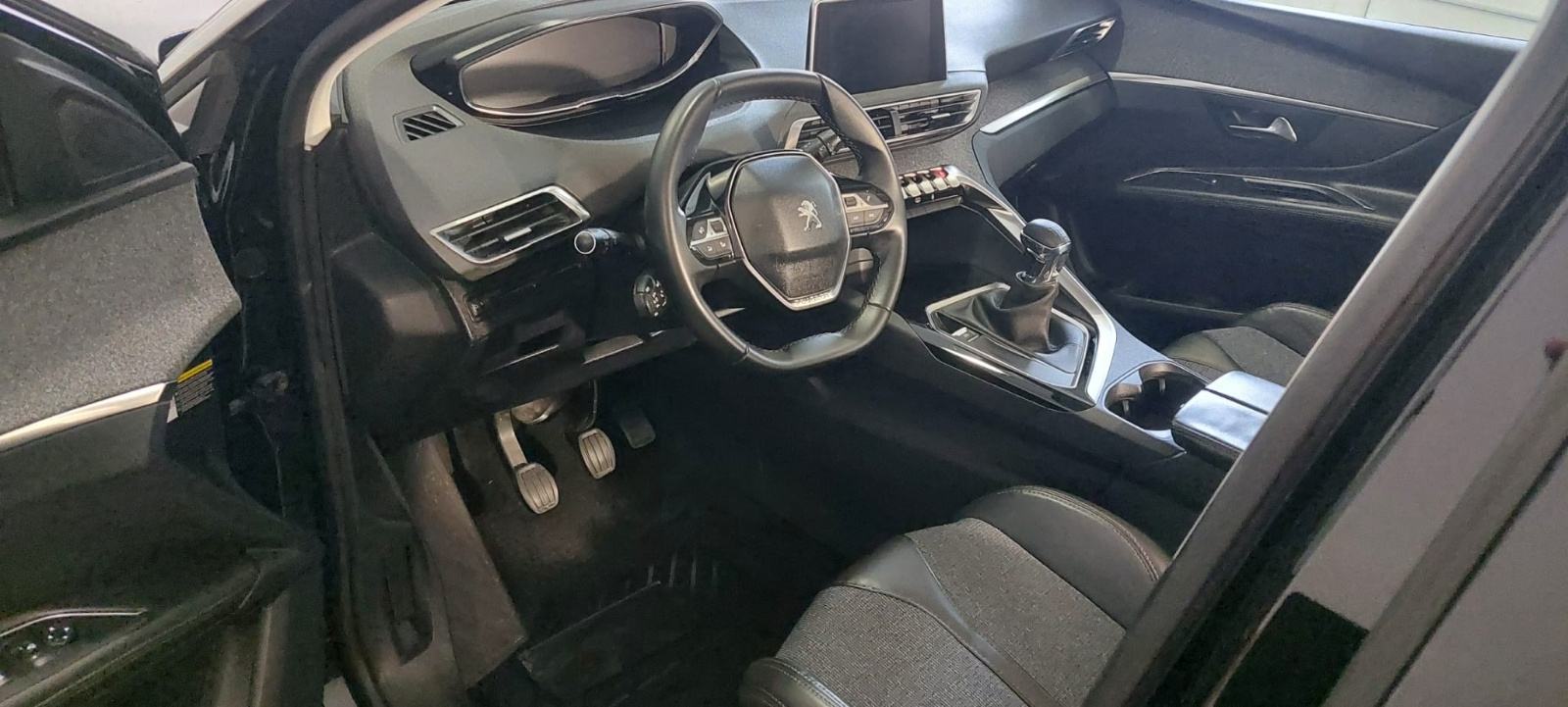 Peugeot 3008 1,6 BlueHDI ##EXTRA STANJE##, fotografija 6