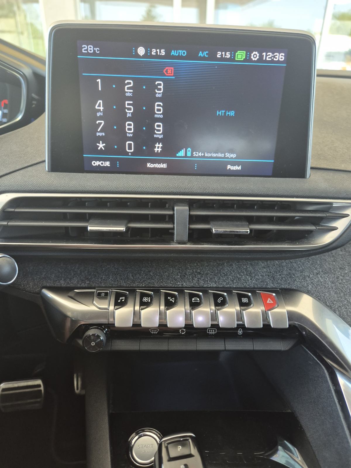 Peugeot 3008 1,6 BlueHDI GT LINE PANORAMA ŠIBER, fotografija 17