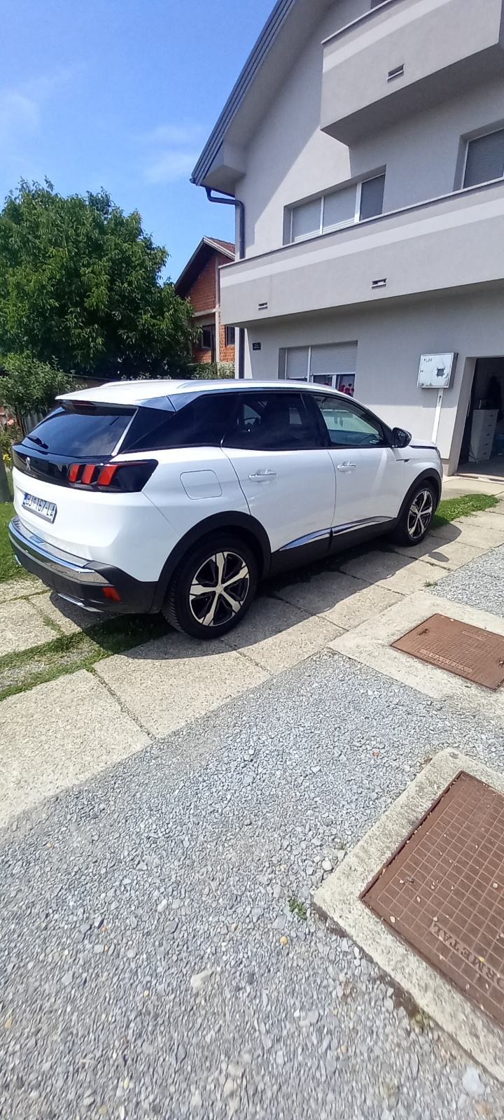 Peugeot 3008 1,6 BlueHDI, fotografija 8