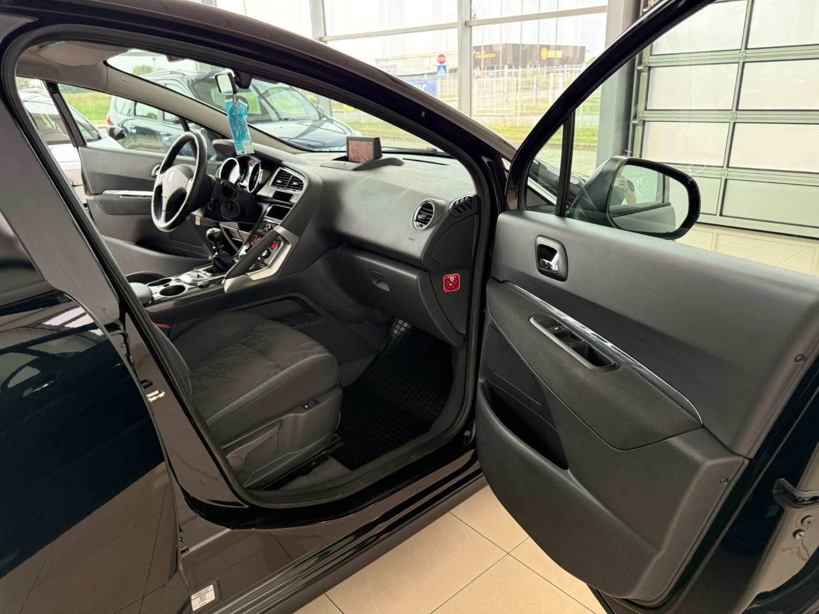 Peugeot 3008 1.6 HDi⭐️152.000KM⭐️PLATINUM⭐️1.VL⭐️SERVISNA⭐️PANORAMA⭐️, fotografija 15