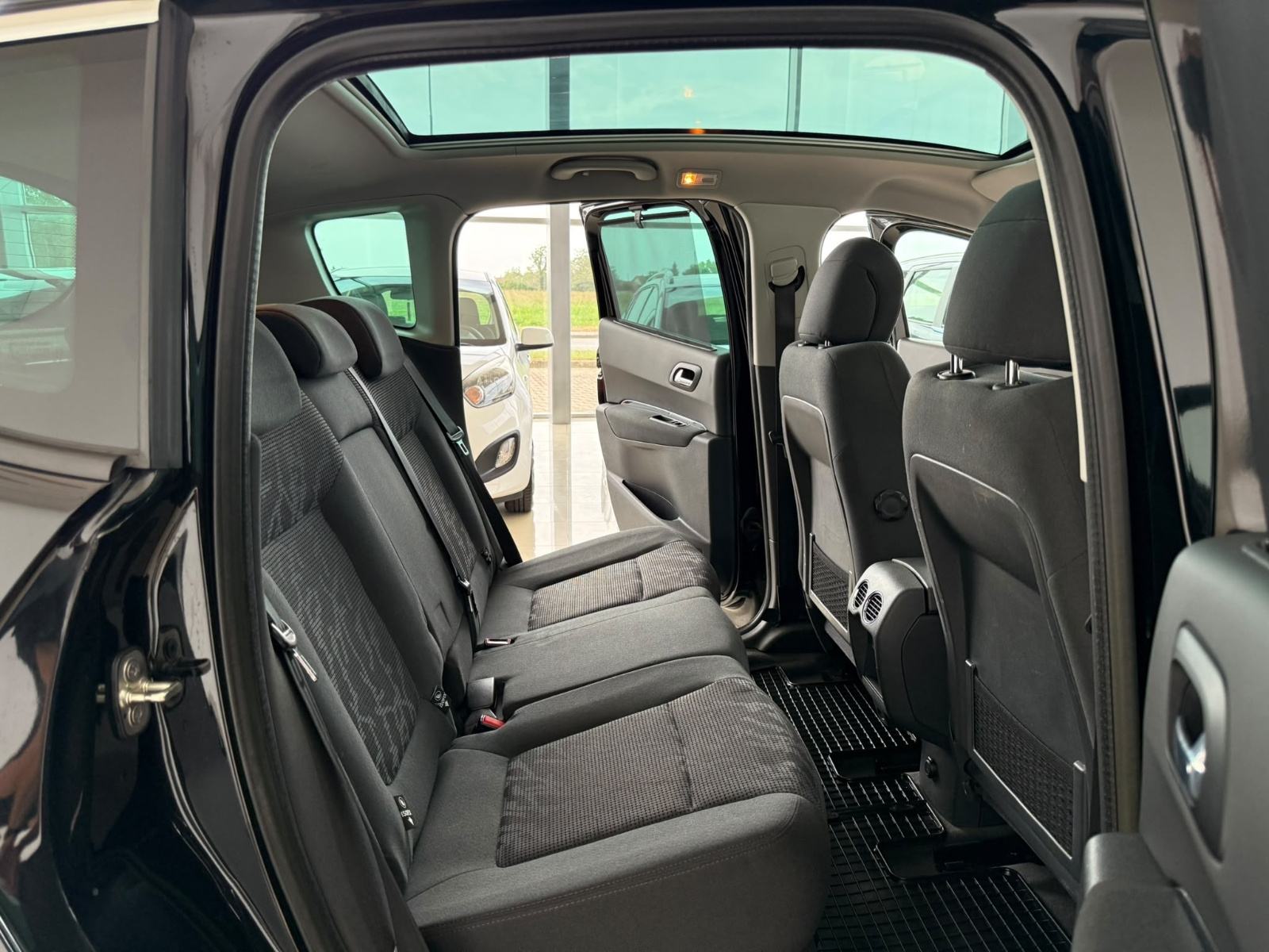 Peugeot 3008 1.6 HDi⭐️152.000KM⭐️PLATINUM⭐️1.VL⭐️SERVISNA⭐️PANORAMA⭐️, fotografija 19
