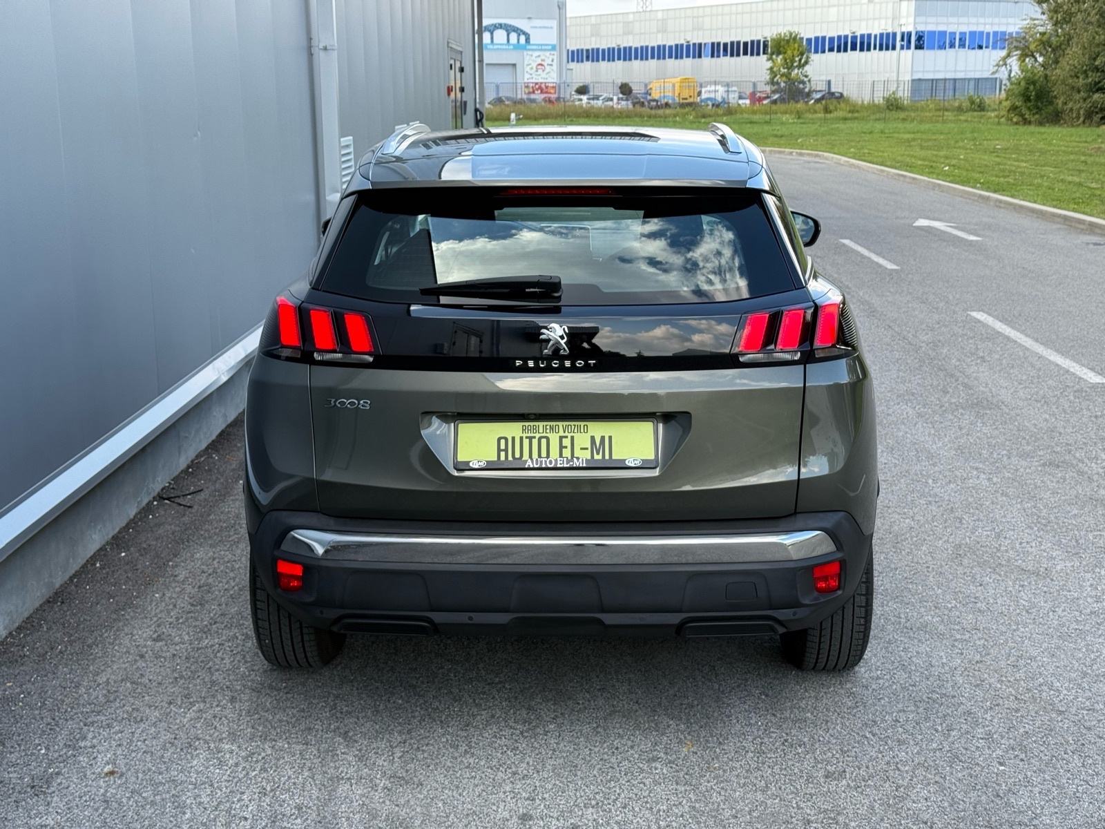 Peugeot 3008 1,6 HDi Active*AUTOMATIK*KAMERA*VELIKI SERVIS*JAMSTVO*, fotografija 9