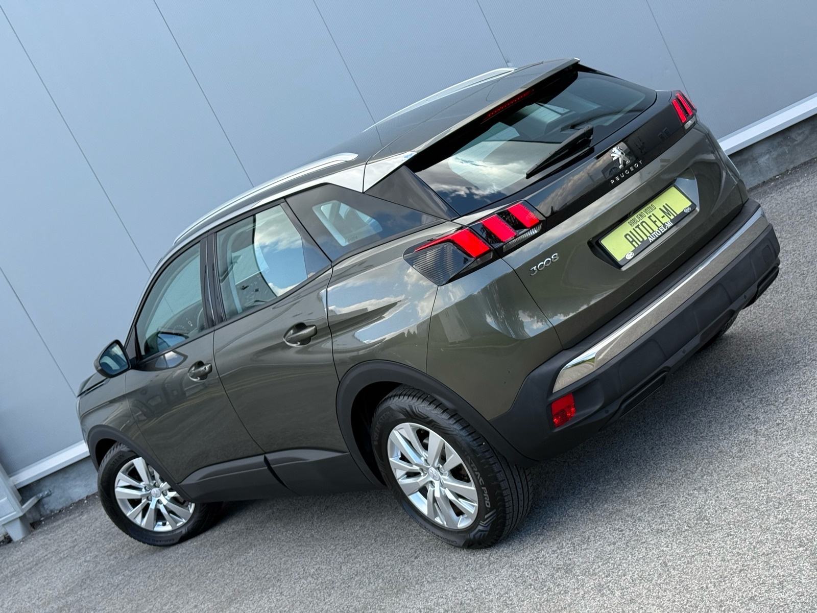 Peugeot 3008 1,6 HDi Active*AUTOMATIK*KAMERA*VELIKI SERVIS*JAMSTVO*, fotografija 4