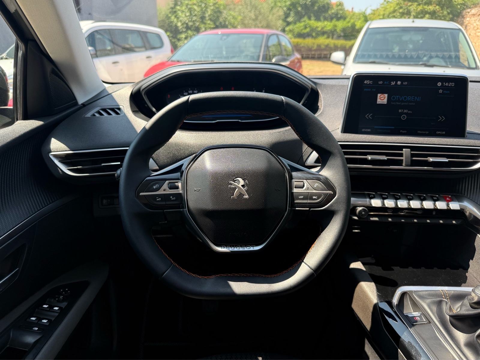 PEUGEOT 3008 1.6 HDI Active *HR auto/reg.06.2027./1 vlasnik*, fotografija 14