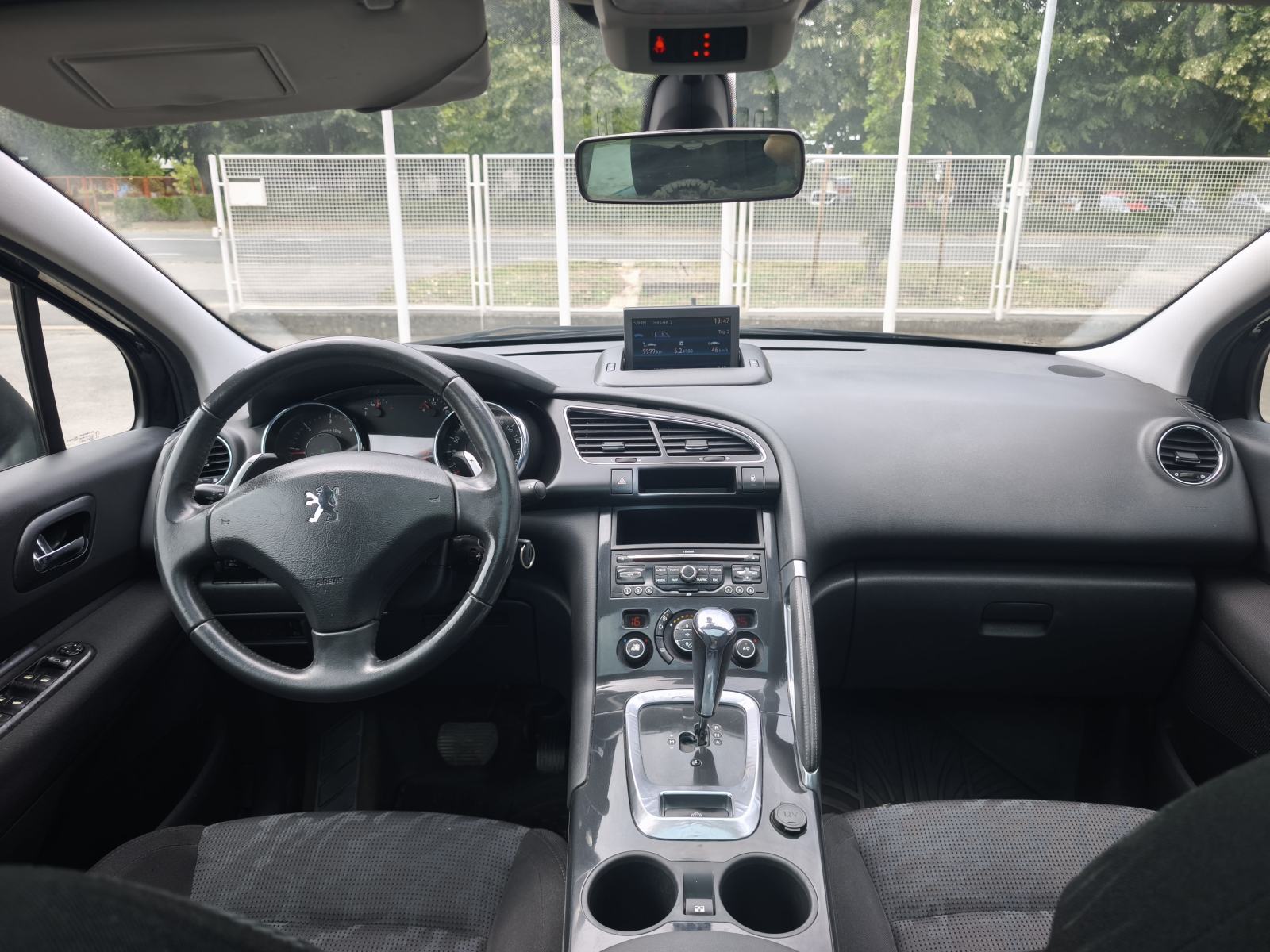 Peugeot 3008 1,6 HDi AUTOMATIK NAVI PARK PILOT SENZORI BLUETOOTH ECO, fotografija 14