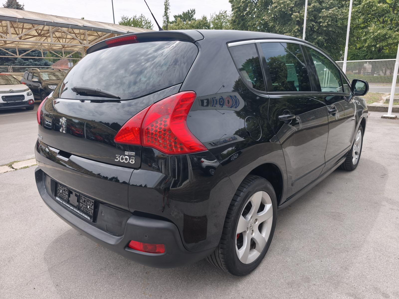 Peugeot 3008 1,6 HDi AUTOMATIK NAVI PARK PILOT SENZORI BLUETOOTH ECO, fotografija 12