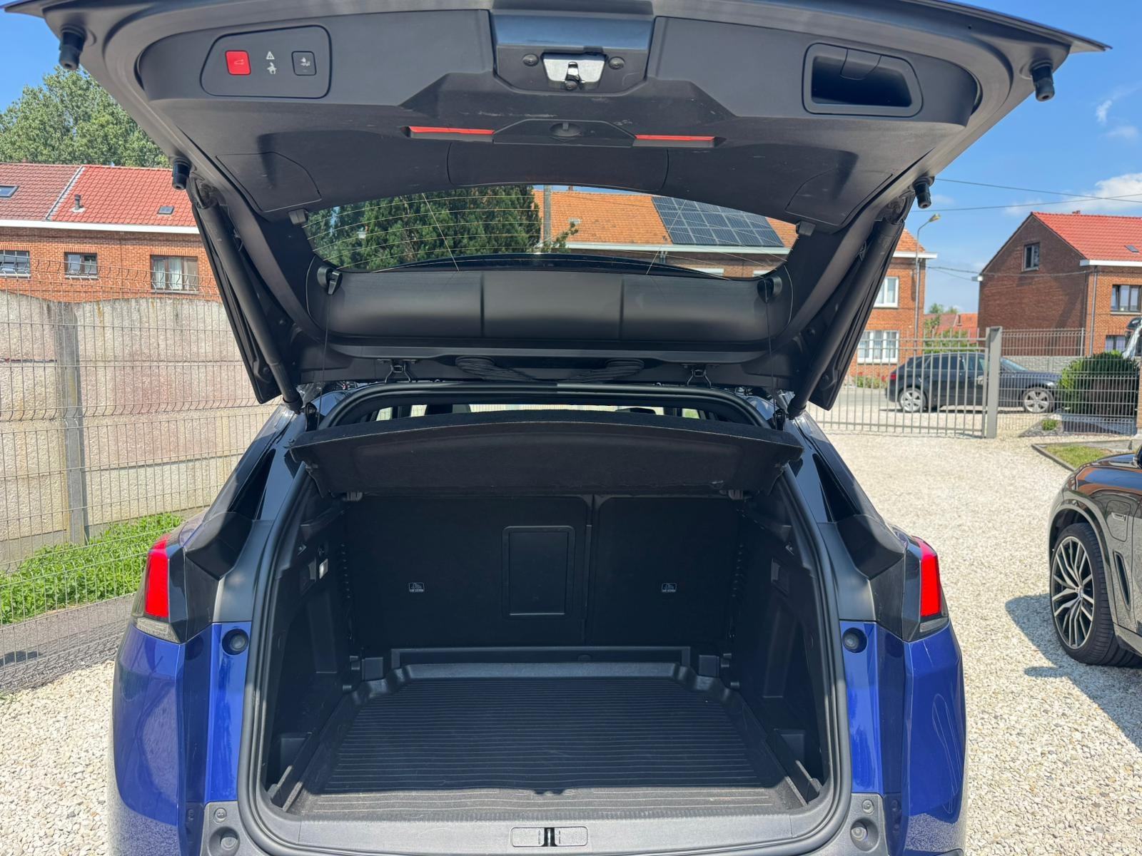 PEUGEOT 3008 1,5HDI GT-LINE NAVIGACIJA LED XENON KAMERA 360° ALU FELGE, fotografija 16