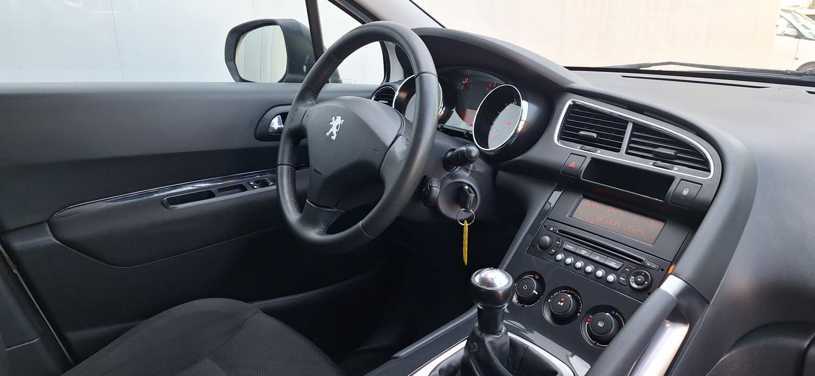 Peugeot 3008 1.6, KLIMA, TEMPOMAT, EL. PAKET..., fotografija 20