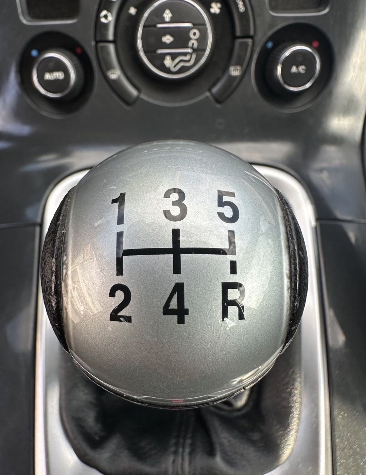 Peugeot 3008 1,6, fotografija 11