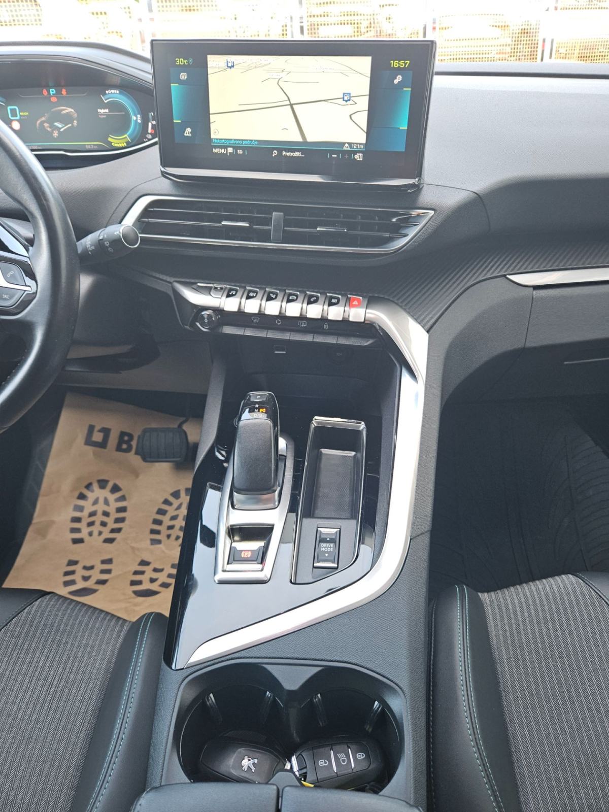 Peugeot 3008 1,6 THP 180 S&S GT Aut.HYBRID, fotografija 11