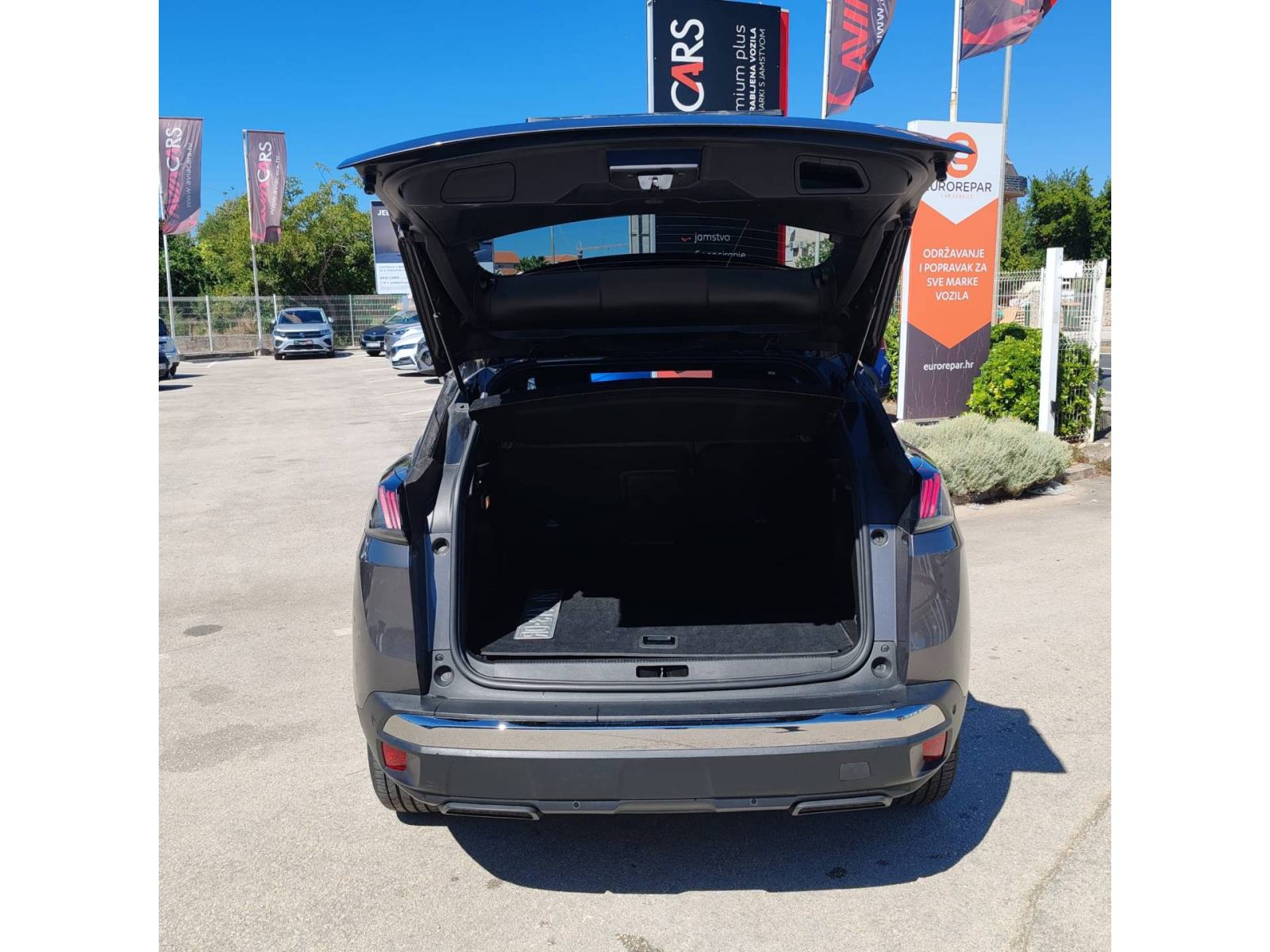 PEUGEOT 3008 1.6 THP ALLURE HYBRID 150 KS *VOZILO S JAMSTVOM*, fotografija 7