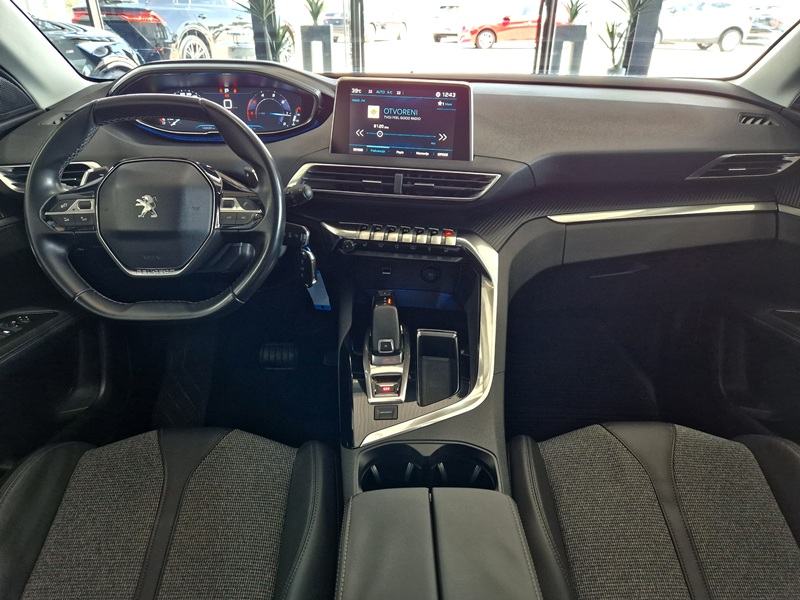 Peugeot 3008 1.6BlueHDI Allure automatik REG.DO 15/11/2026, fotografija 14