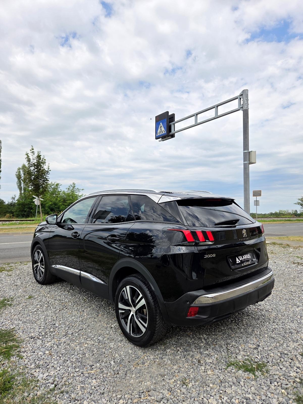 Peugeot 3008 1.6HDi Allure - 124TKM-JAMSTVO 12MJ-ALU 18,AMBIENT,LED, fotografija 6