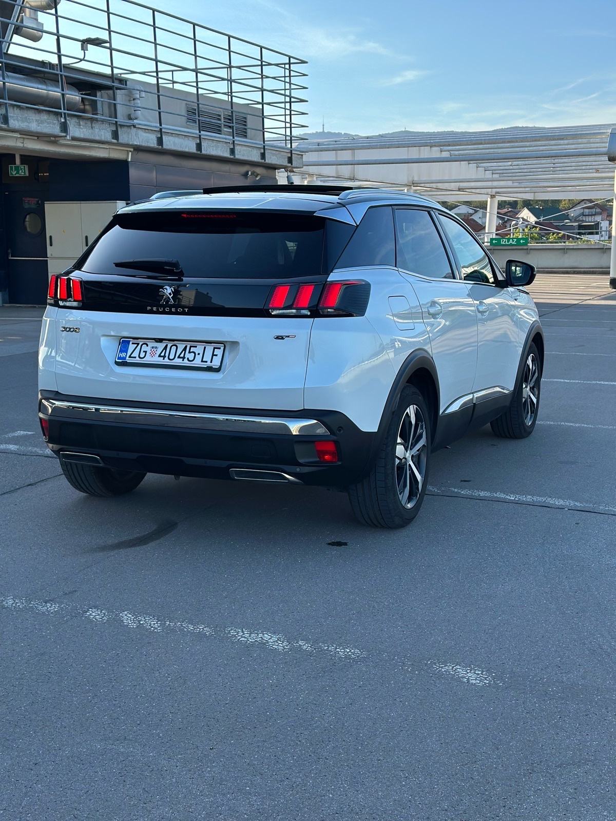 Peugeot 3008 GT 2,0 BlueHDI 180ks Automatik Panorama Kamera 360°, fotografija 3