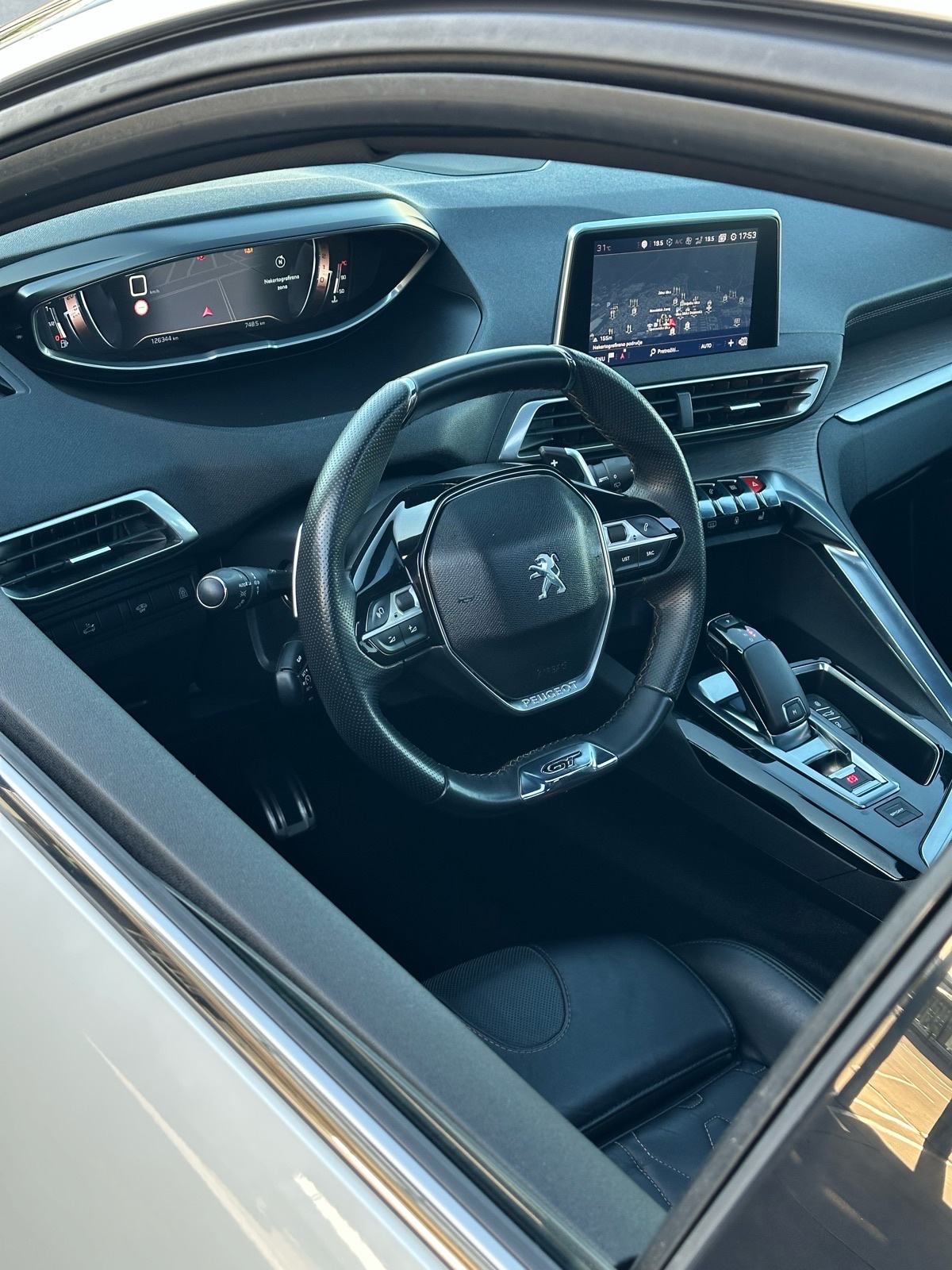 Peugeot 3008 GT 2,0 BlueHDI 180ks Automatik Panorama Kamera 360°, fotografija 7
