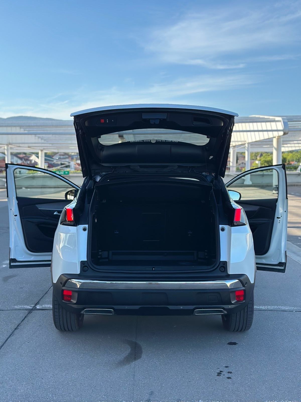 Peugeot 3008 GT 2,0 BlueHDI 180ks Automatik Panorama Kamera 360°, fotografija 5