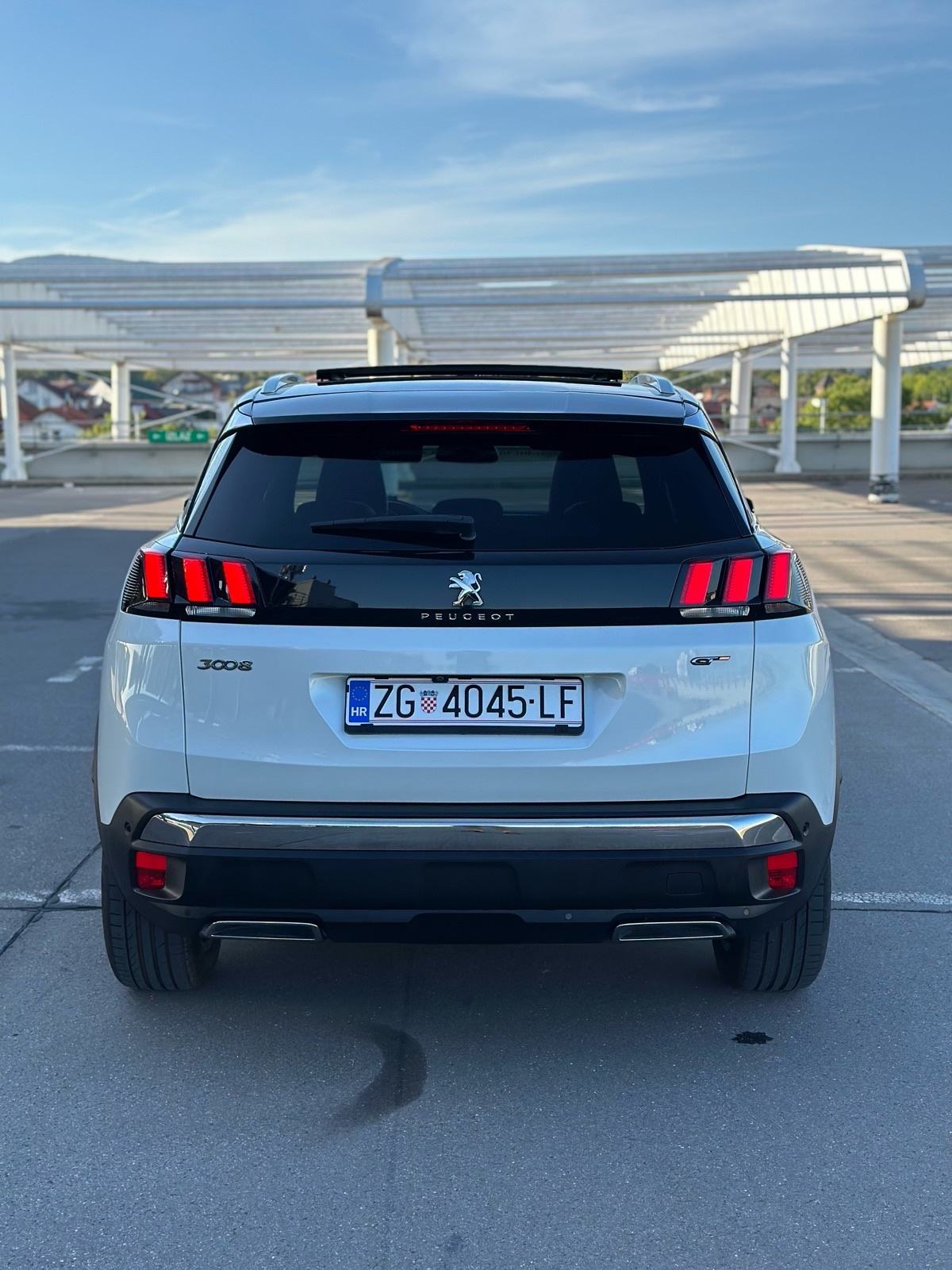 Peugeot 3008 GT 2,0 BlueHDI 180ks Automatik Panorama Kamera 360°, fotografija 4