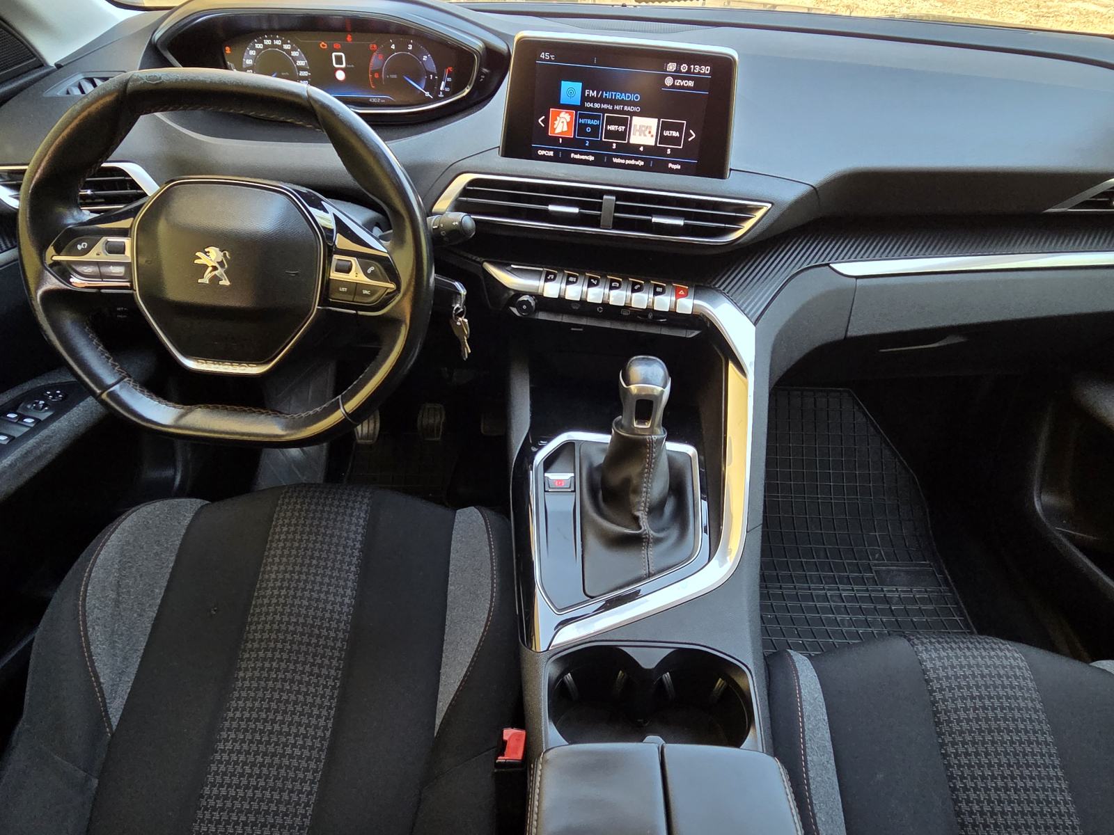 Peugeot 3008 2,0 BlueHDI, fotografija 7
