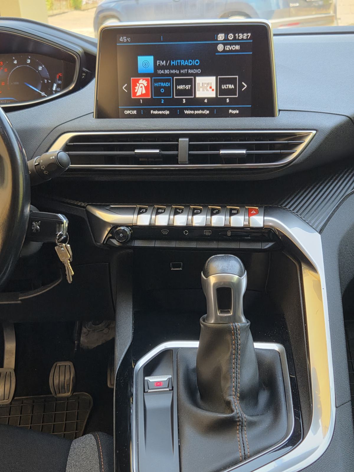 Peugeot 3008 2,0 BlueHDI, fotografija 11