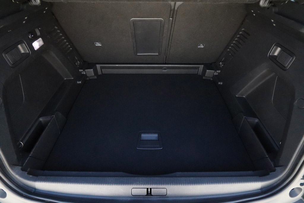 -AKCIJA- Peugeot 3008 2.0 BlueHDI Tiptronik GT SPORT 177 KS -Full LED-, fotografija 12