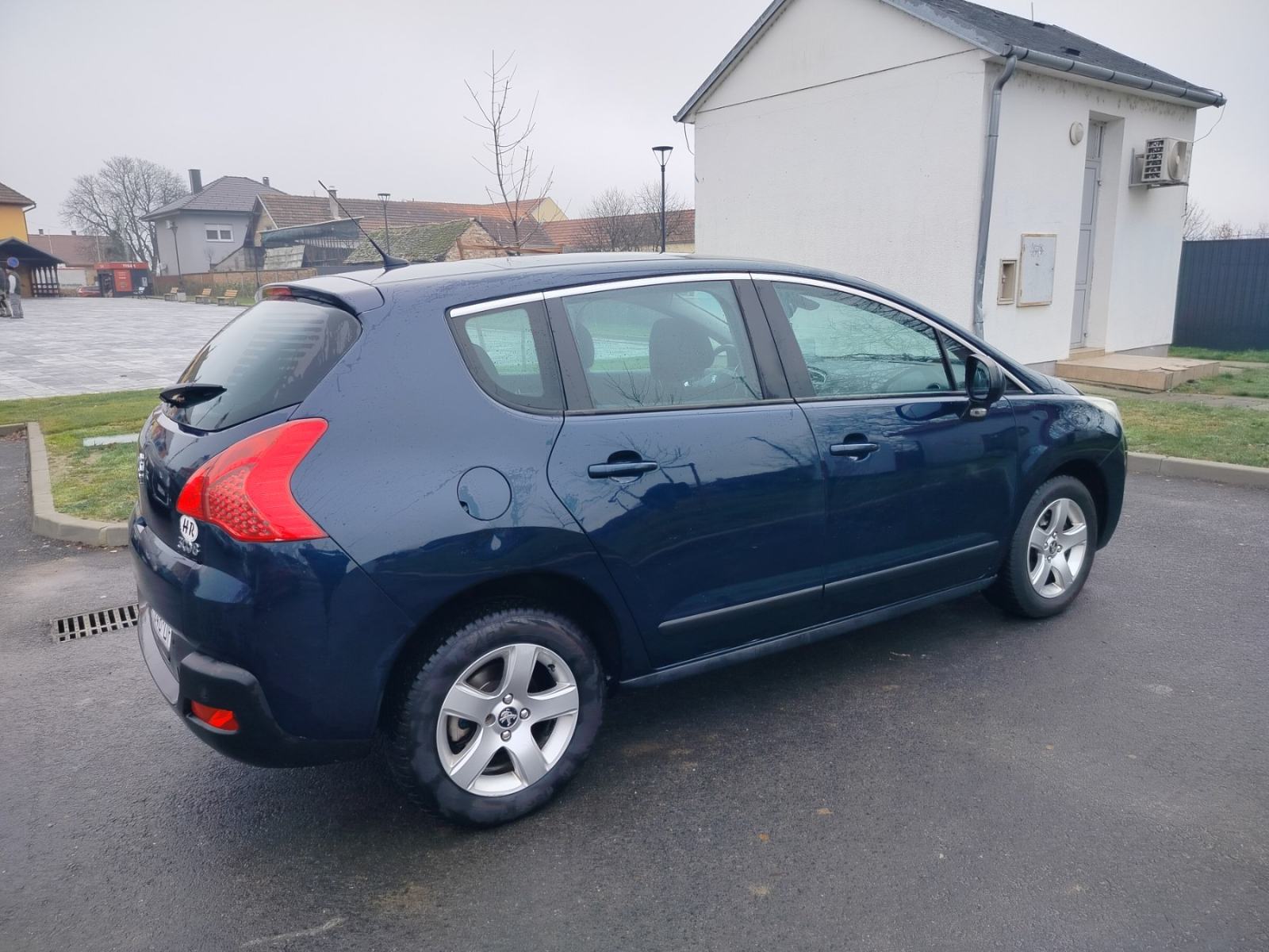 Peugeot 3008 2,0 HDi Panorama HUD, fotografija 8