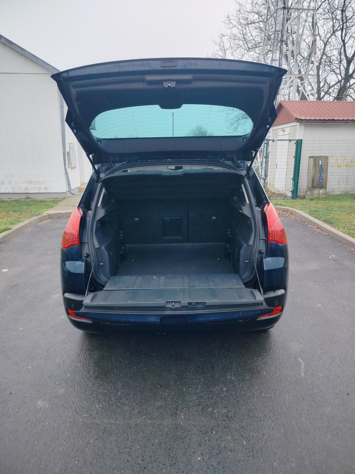 Peugeot 3008 2,0 HDi Panorama HUD, fotografija 5
