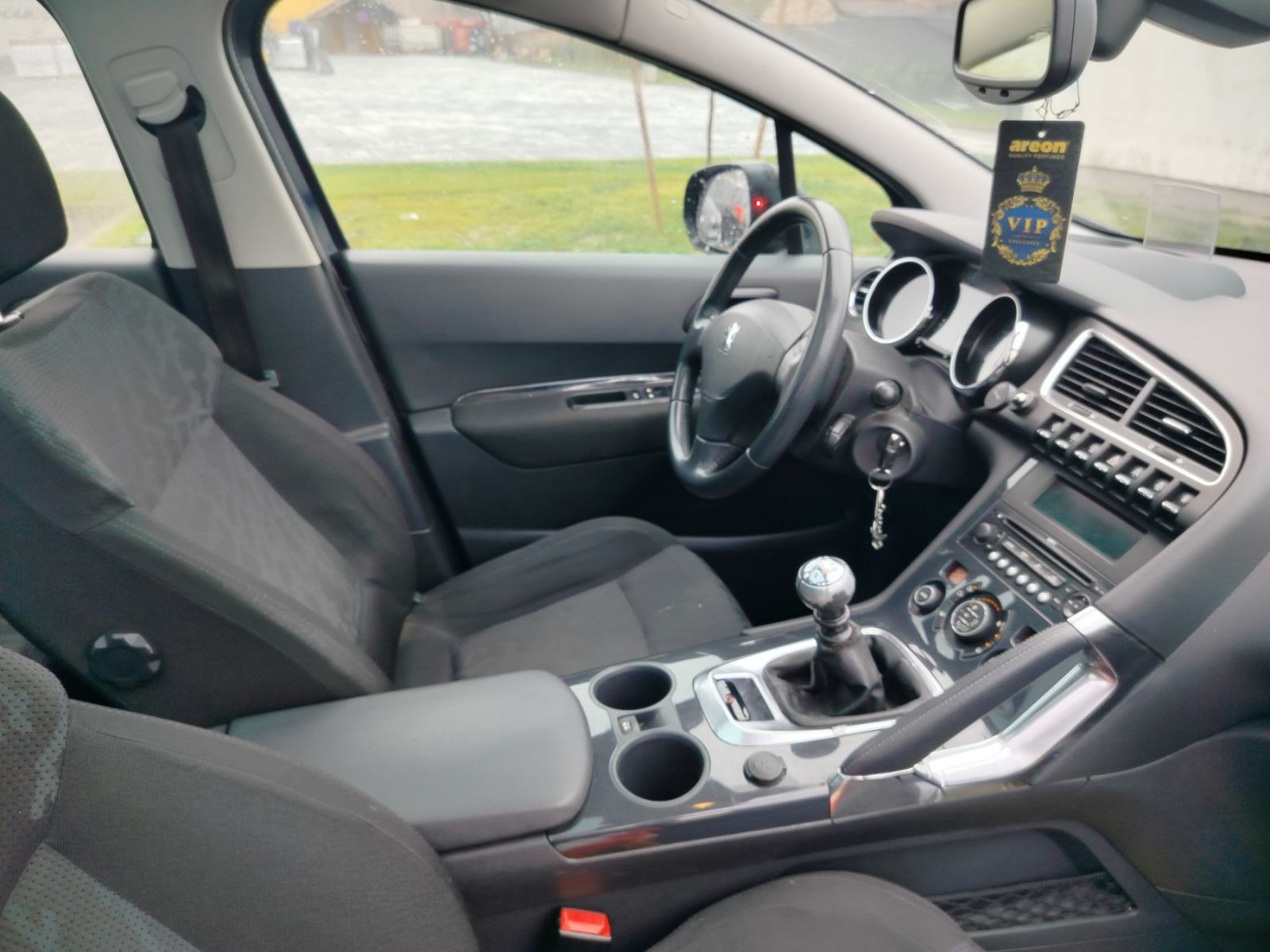 Peugeot 3008 2,0 HDi Panorama HUD, fotografija 1