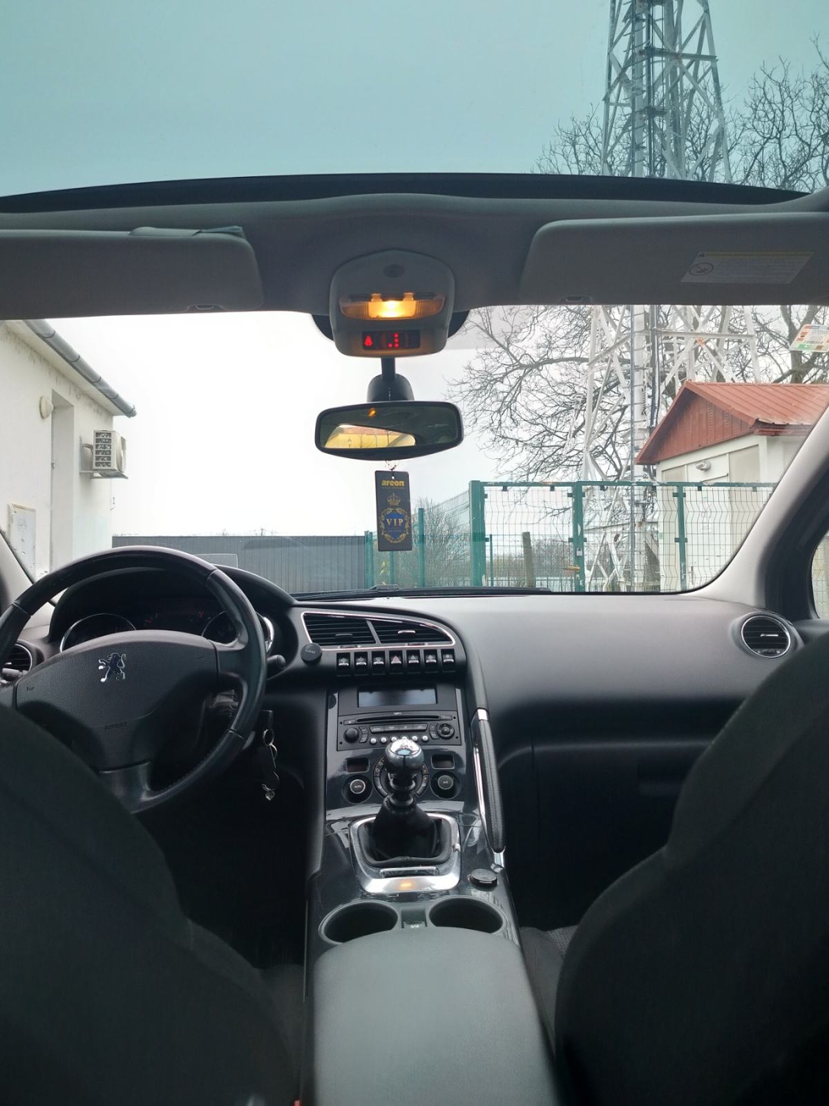Peugeot 3008 2,0 HDi Panorama HUD, fotografija 3