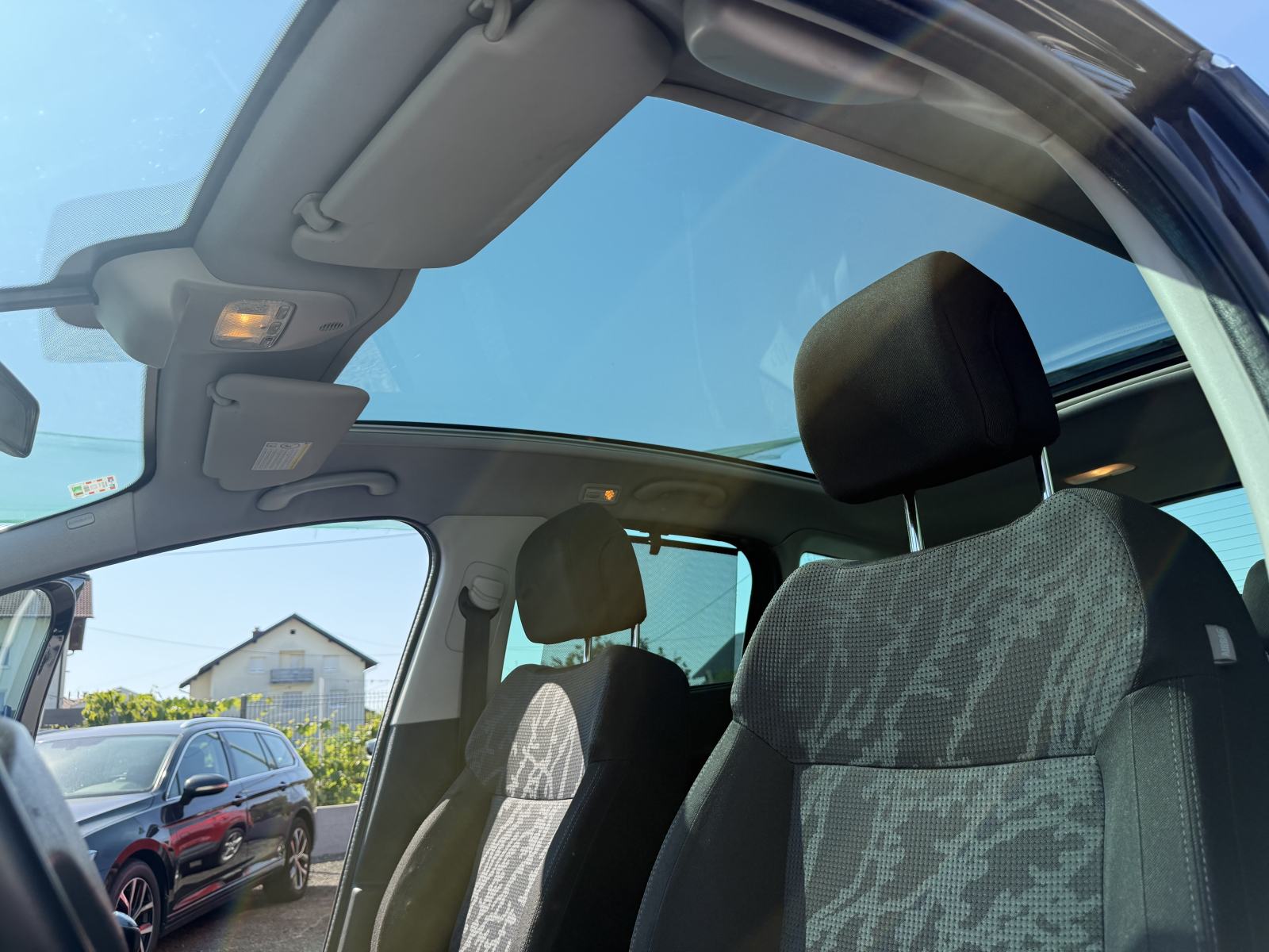 Peugeot 3008 2,0 HDi Premium,Nav,Head up,HR AUTO,Nove gume,Reg.God.Dan, fotografija 11