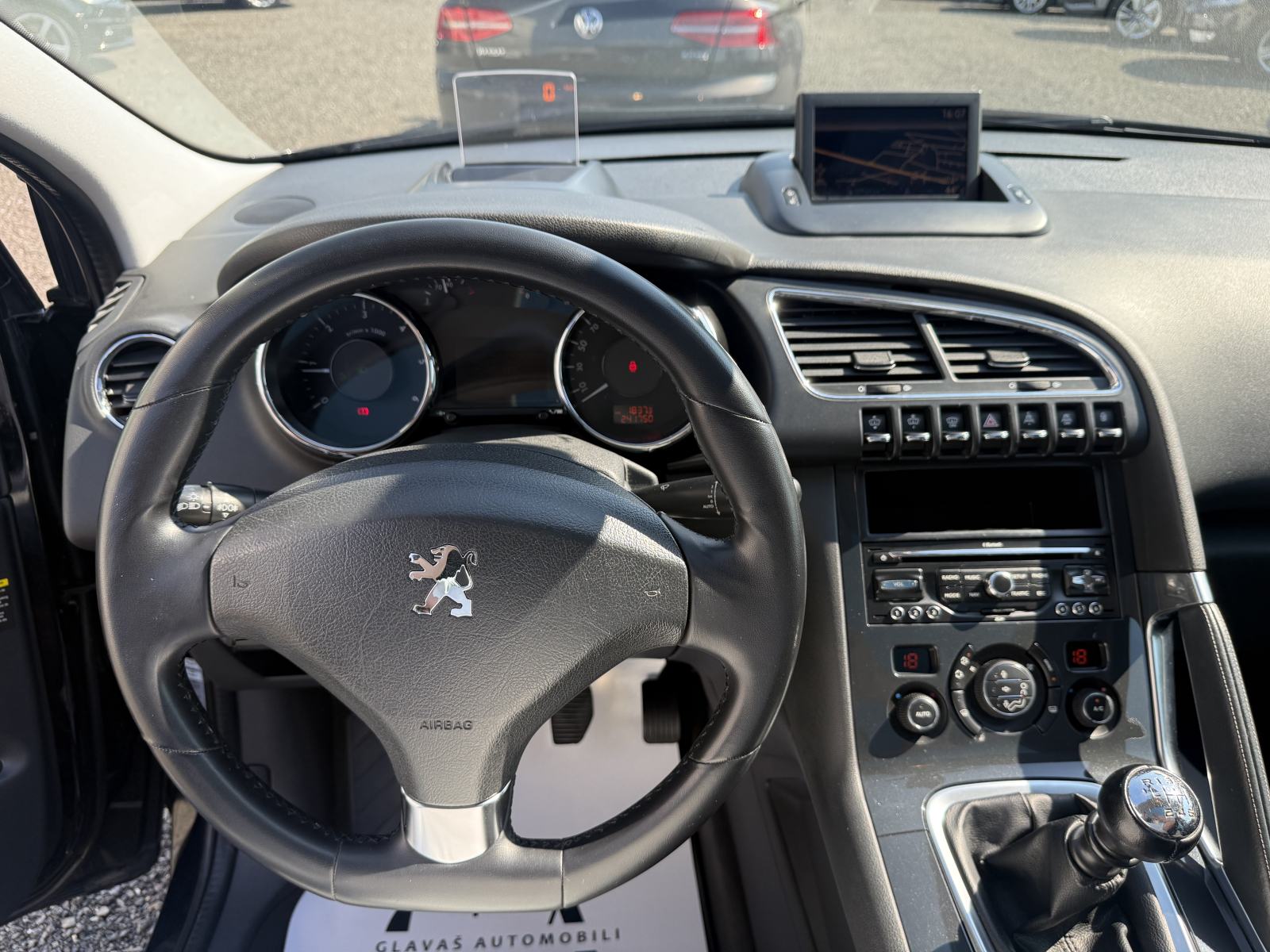 Peugeot 3008 2,0 HDi Premium,Nav,Head up,HR AUTO,Nove gume,Reg.God.Dan, fotografija 12
