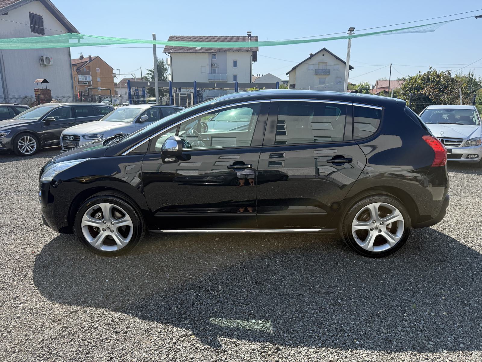 Peugeot 3008 2,0 HDi Premium,Nav,Head up,HR AUTO,Nove gume,Reg.God.Dan, pogled izvana - slika 4