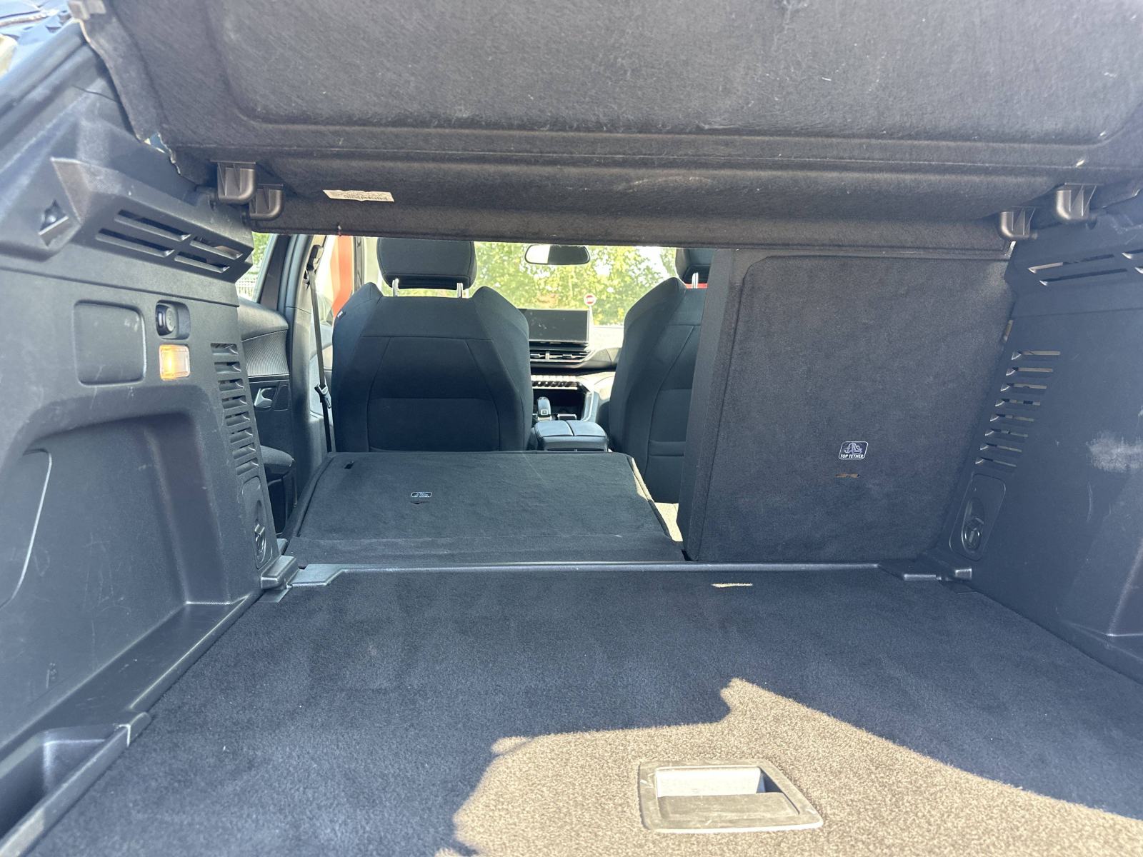 PEUGEOT 3008 2022 • PREMIUM jamstvo • AutoZubak Rabljena, fotografija 20