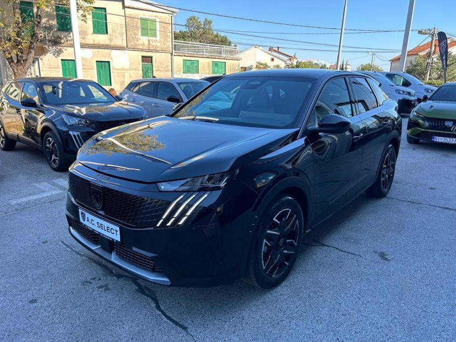 Peugeot 3008 ALLURE HYBRID 145 - 11.998 km - REZERVIRAN!!!