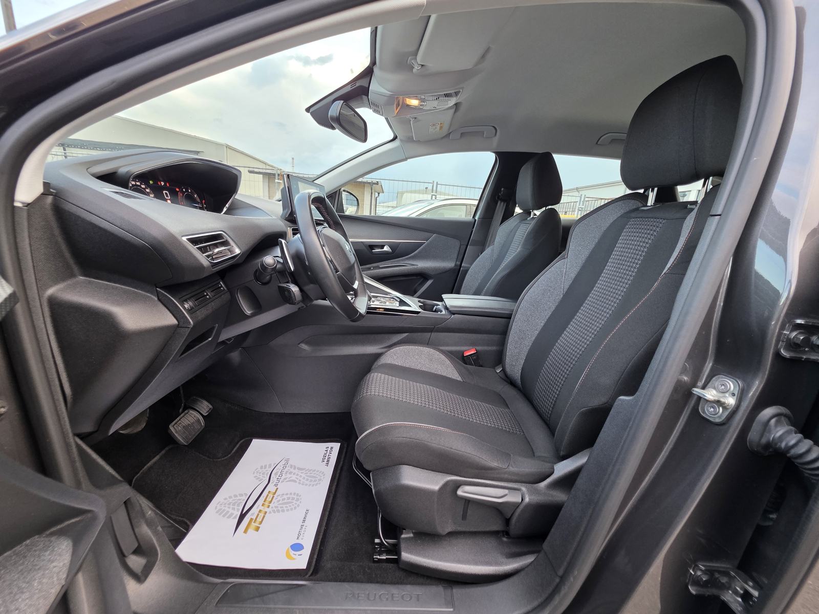 Peugeot 3008 AT8 1,5 HDI 130KS, KAMERA, VIRTUAL, LED, NOVE GUME, fotografija 11