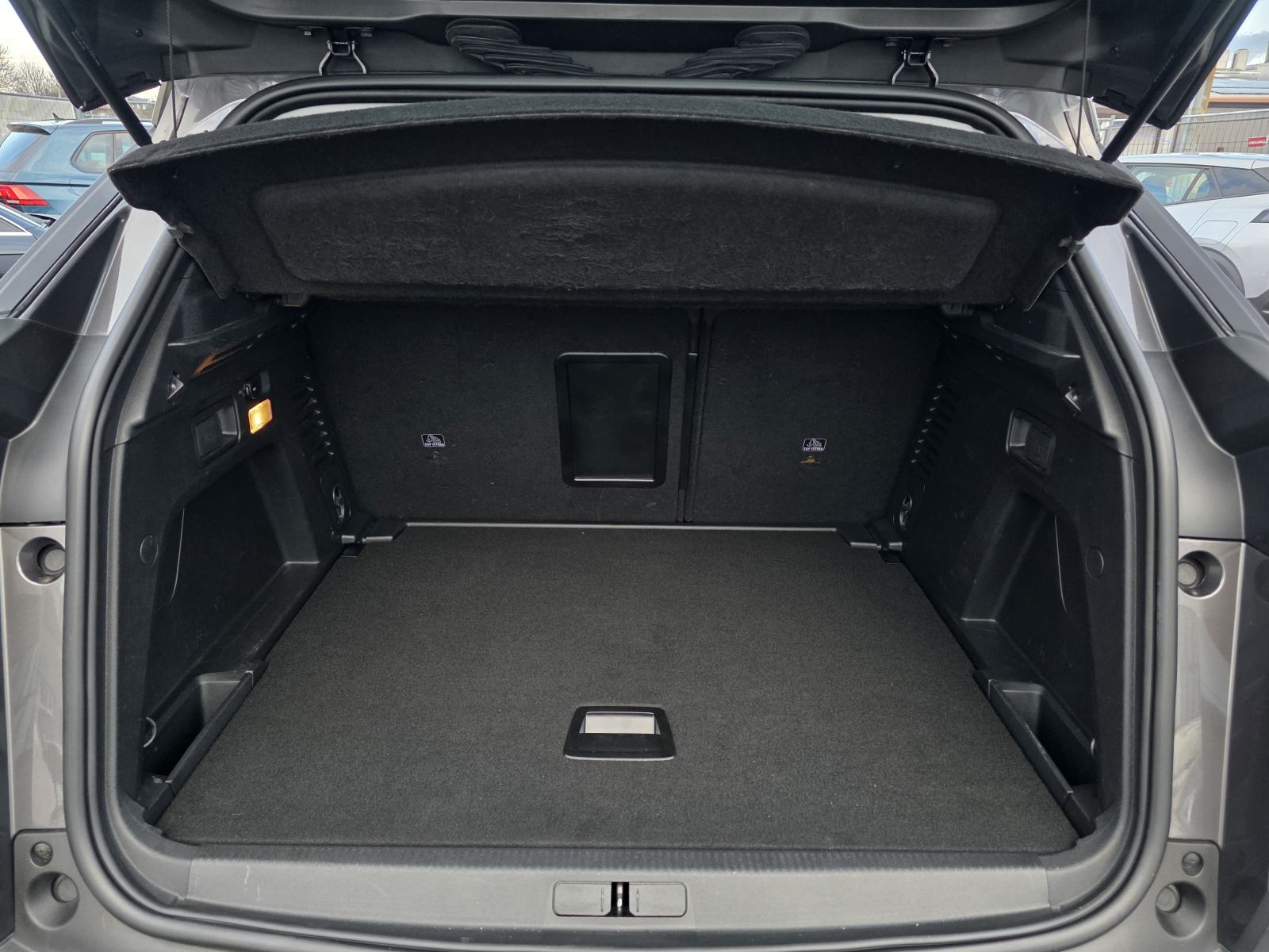 Peugeot 3008 AT8 1,5 HDI 130KS, KAMERA, VIRTUAL, LED, NOVE GUME, fotografija 16