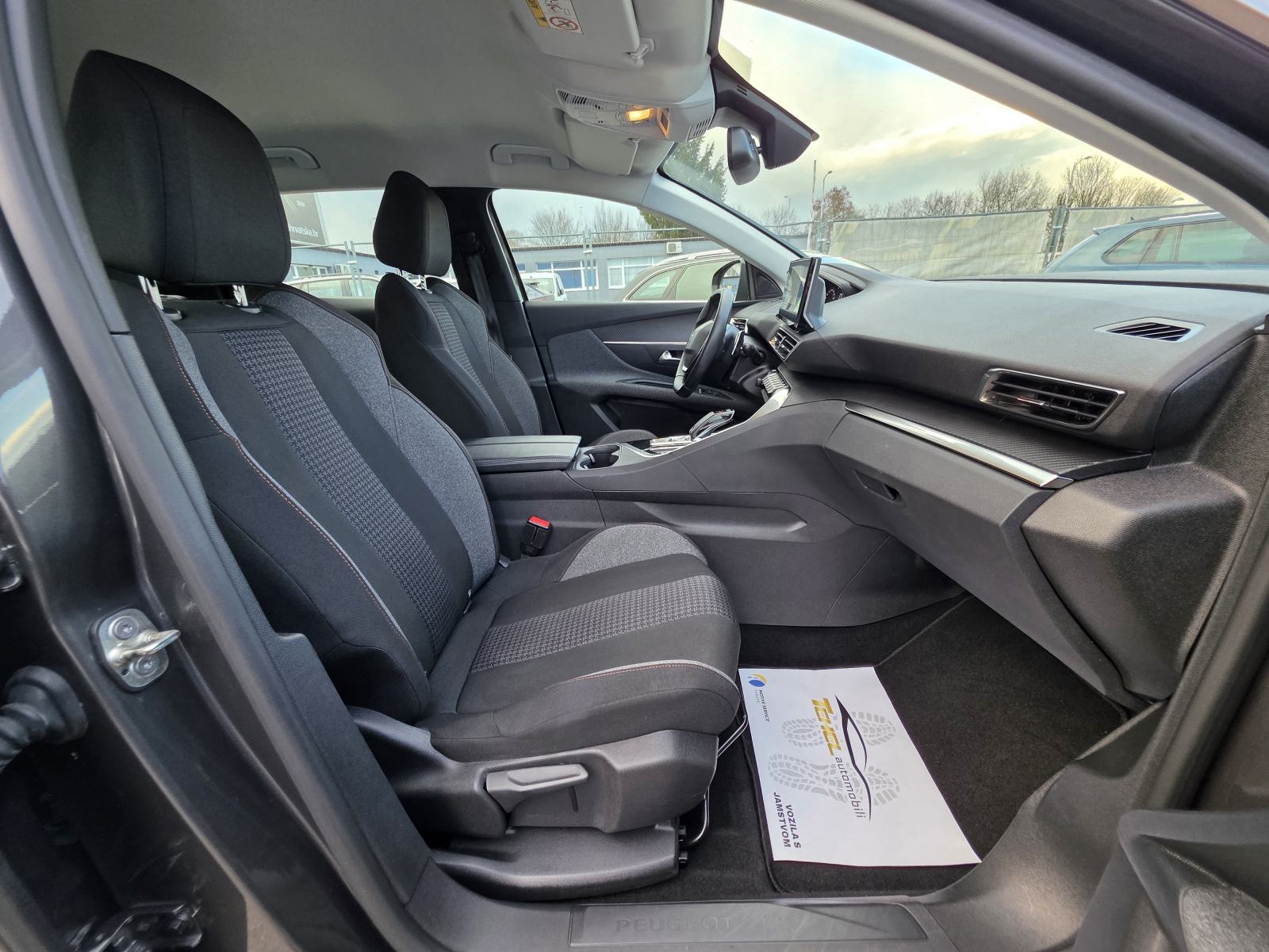 Peugeot 3008 AT8 1,5 HDI 130KS, KAMERA, VIRTUAL, LED, NOVE GUME, fotografija 14