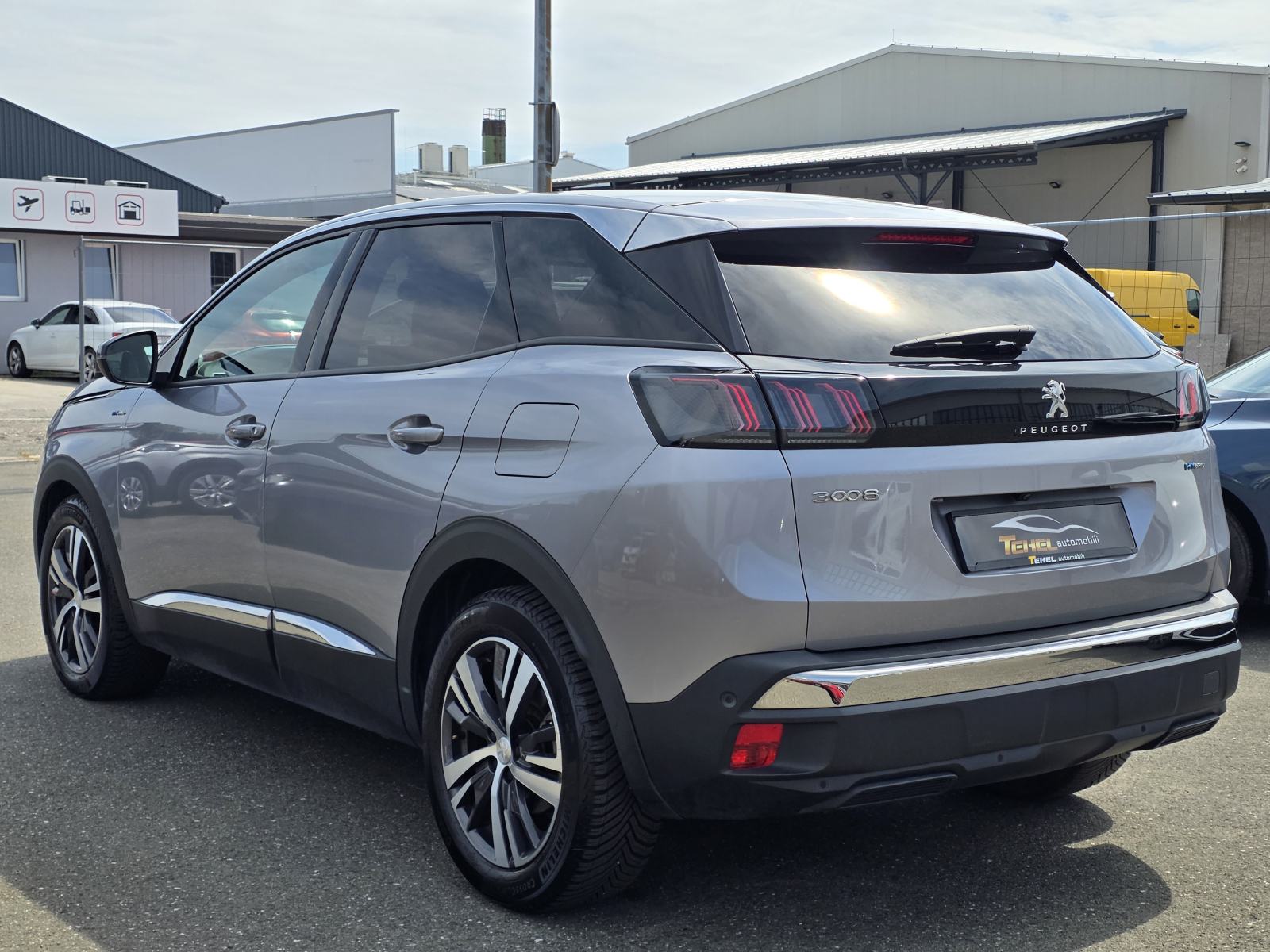 Peugeot 3008 EAT8 1,6 PHEV 225 KS, ALLURE, JAMSTVO, PDV, CAR VERTICAL, fotografija 3