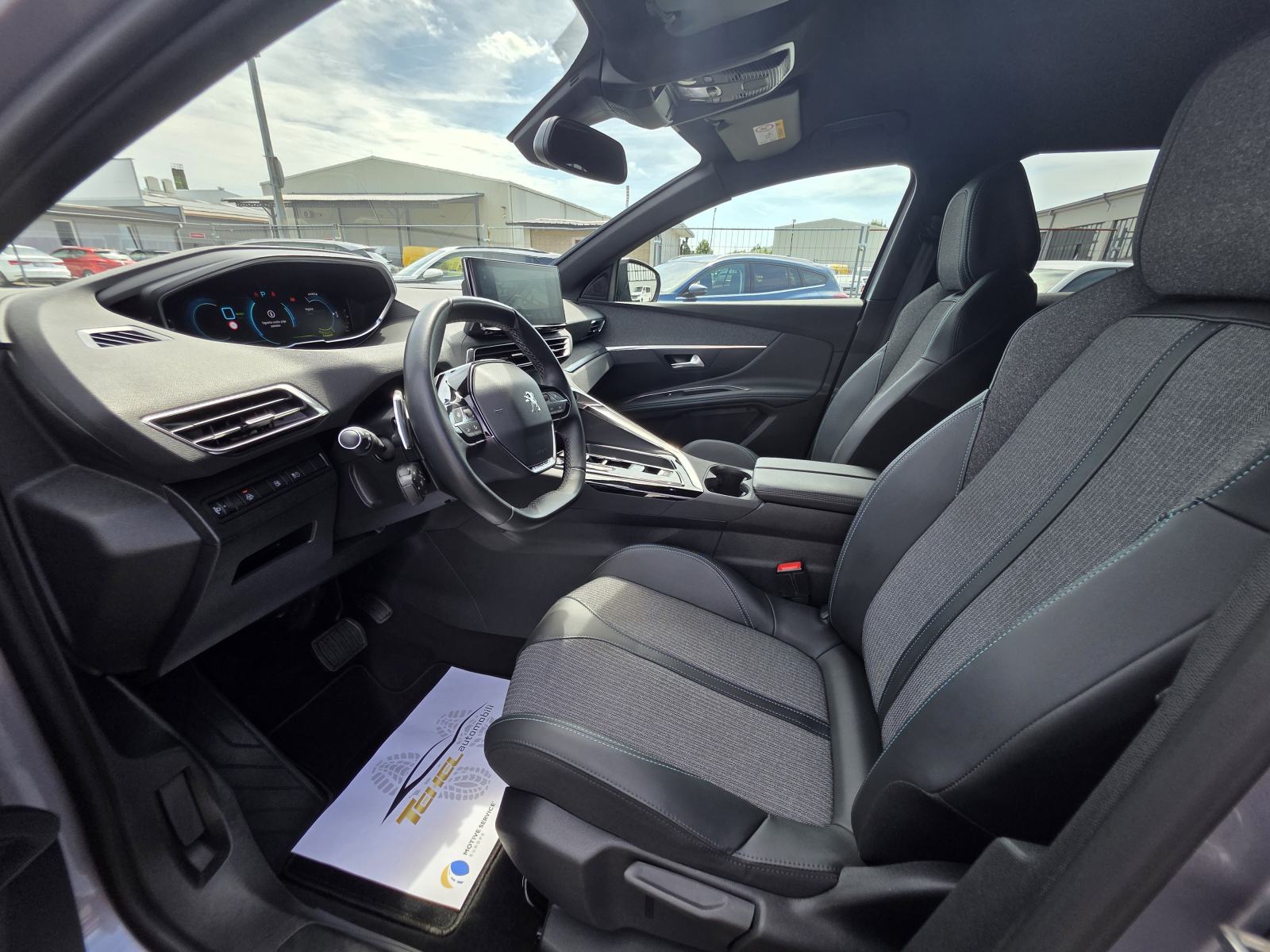 Peugeot 3008 EAT8 1,6 PHEV 225 KS, ALLURE, JAMSTVO, PDV, CAR VERTICAL, fotografija 15