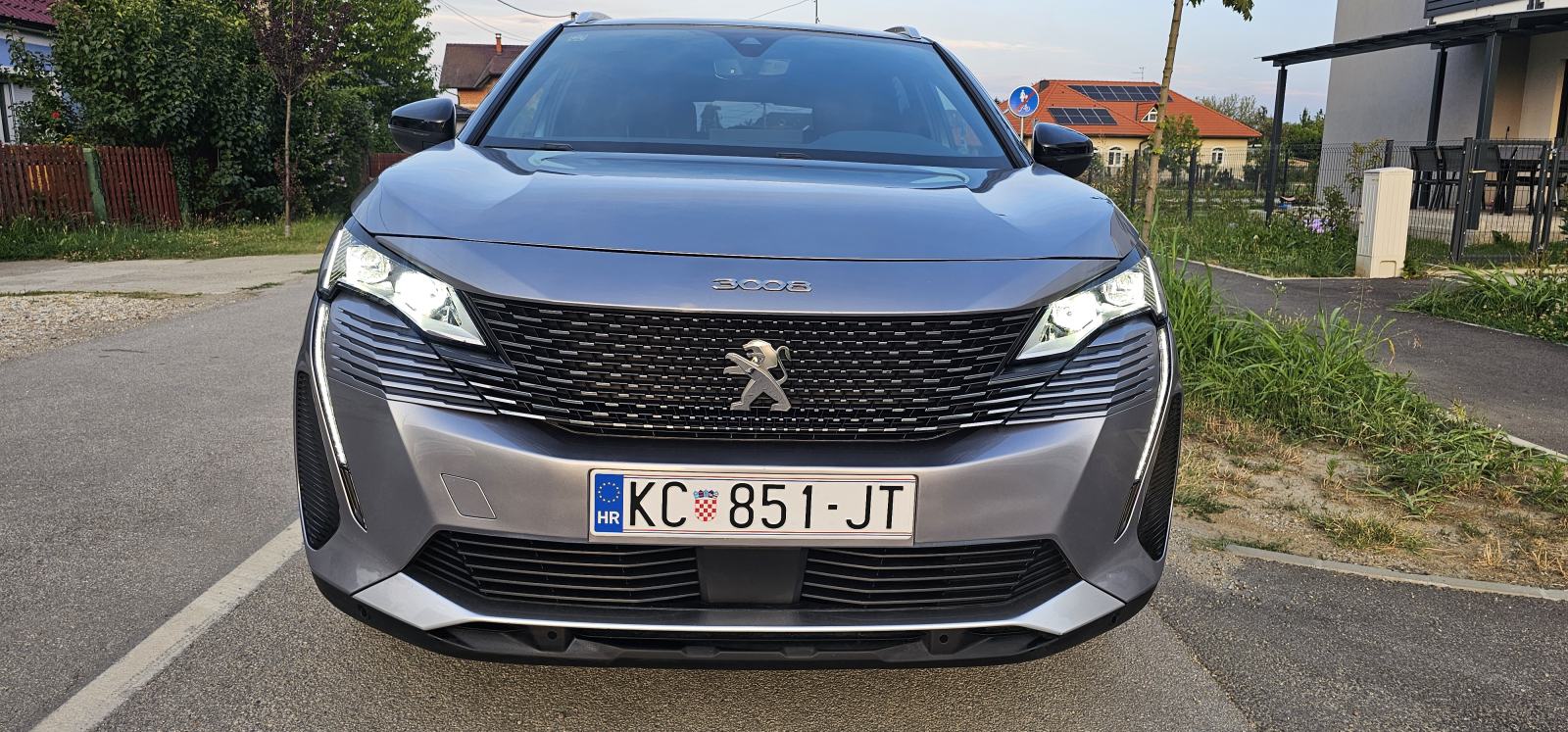 Peugeot 3008 GT 1.6 Hybrid-225ks Leazing, Jamstvo, fotografija 6