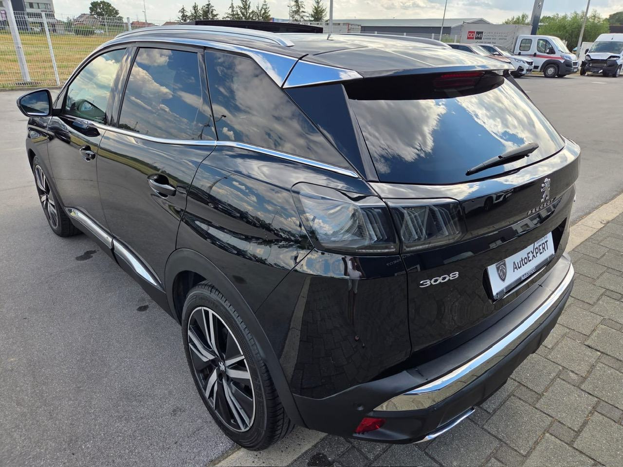 PEUGEOT 3008 GT 1,2 PURE TECH 130 KS, AUTOMATIK,, fotografija 6
