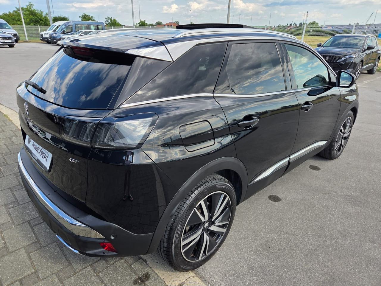 PEUGEOT 3008 GT 1,2 PURE TECH 130 KS, AUTOMATIK,, fotografija 9