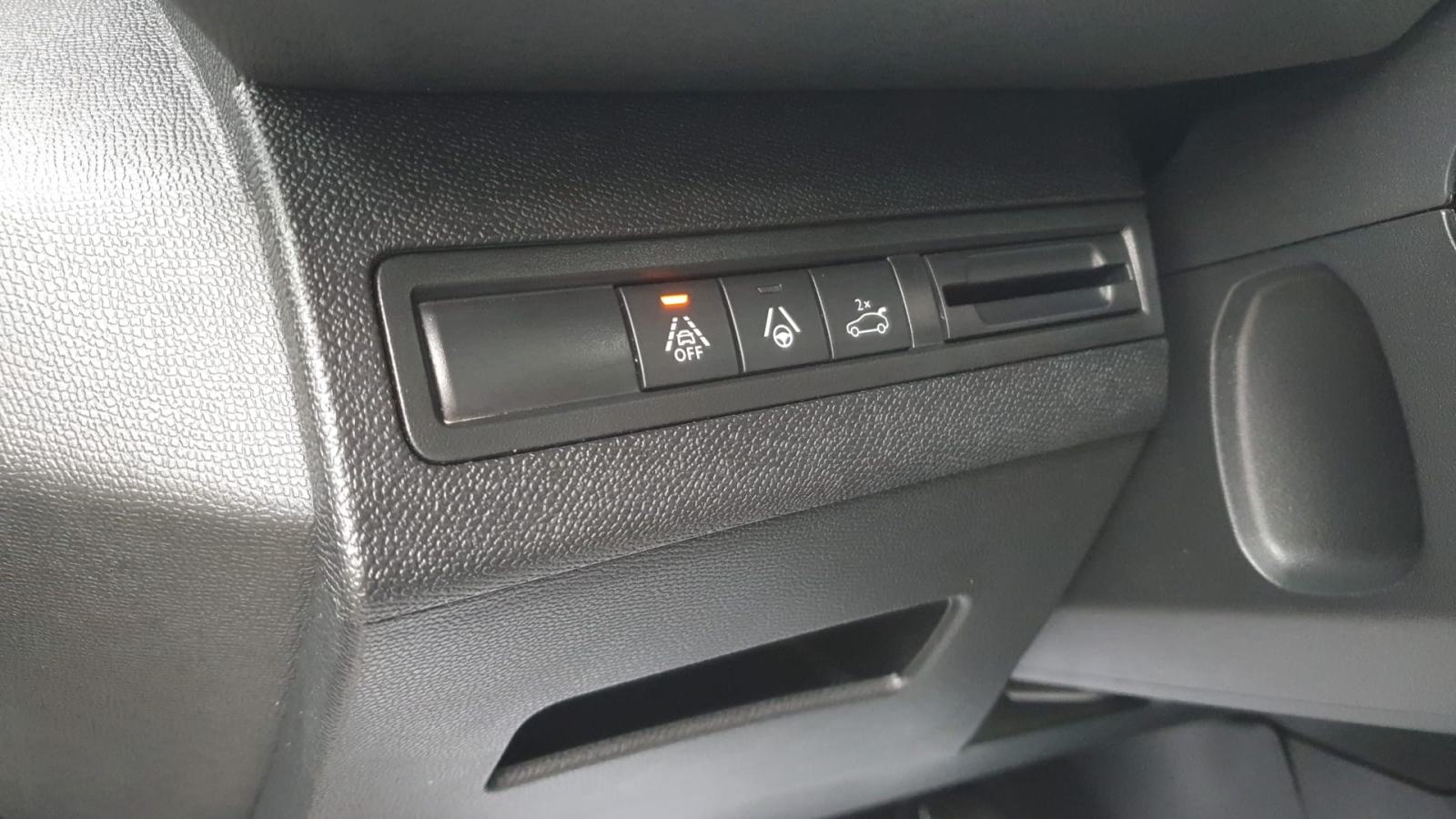 Peugeot 3008 GT 1,5 BlueHDI AUTOMATIK PANORAMA, fotografija 20