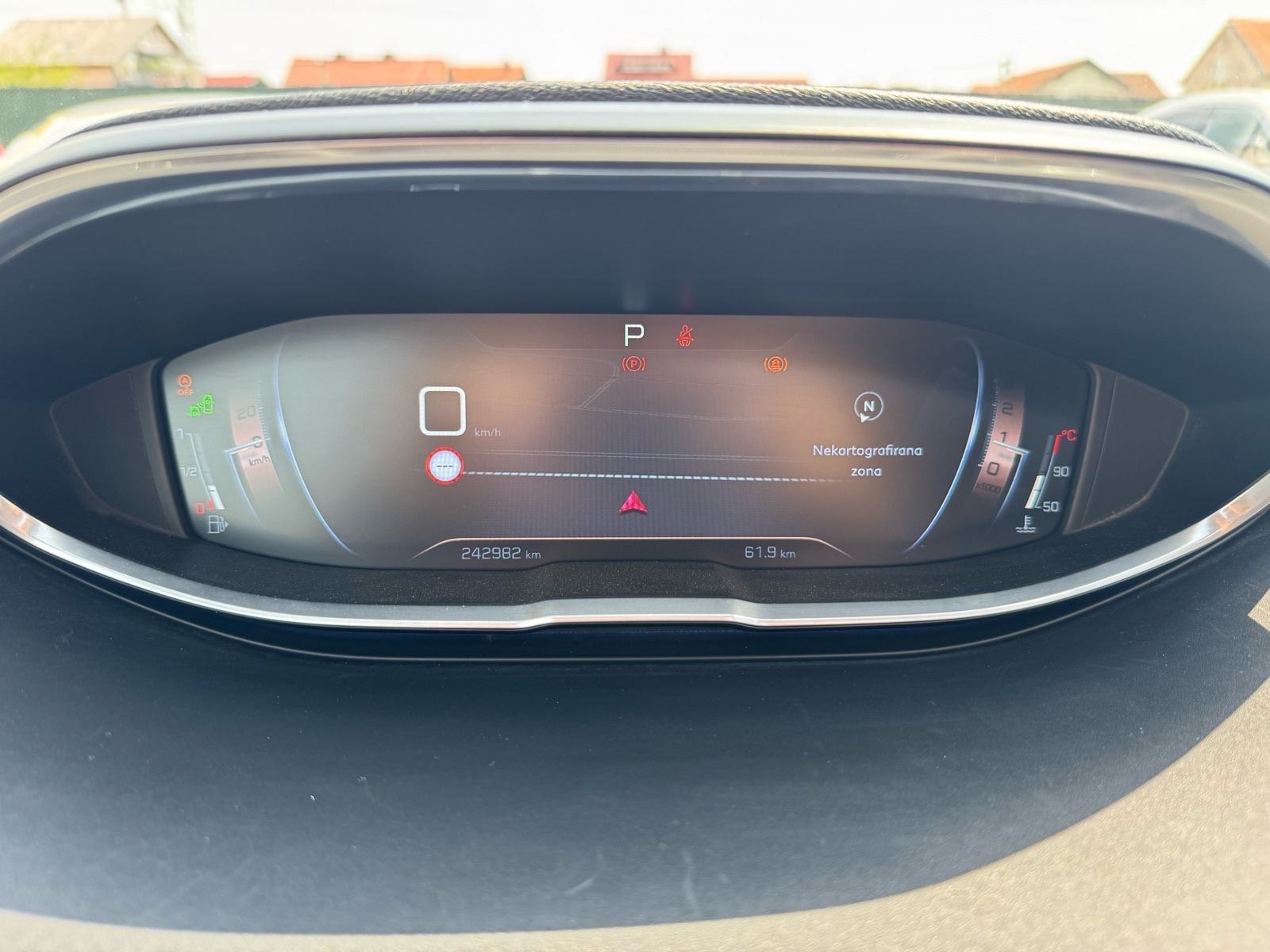 Peugeot 3008 GT 2,0 BlueHDI Automatik, Panorama, 360 view, fotografija 15