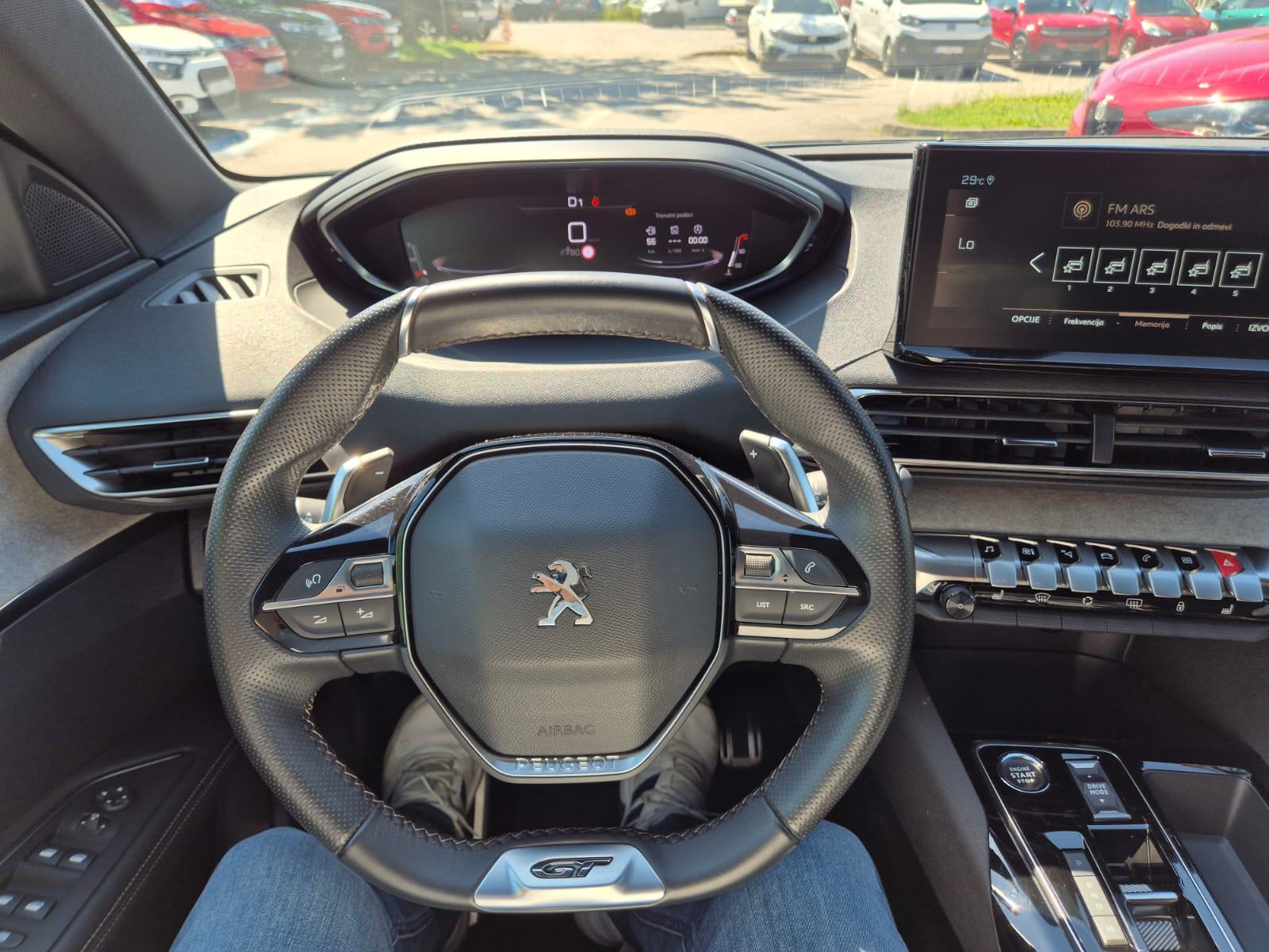 Peugeot 3008 GT PureTech 130 EAT8, fotografija 17