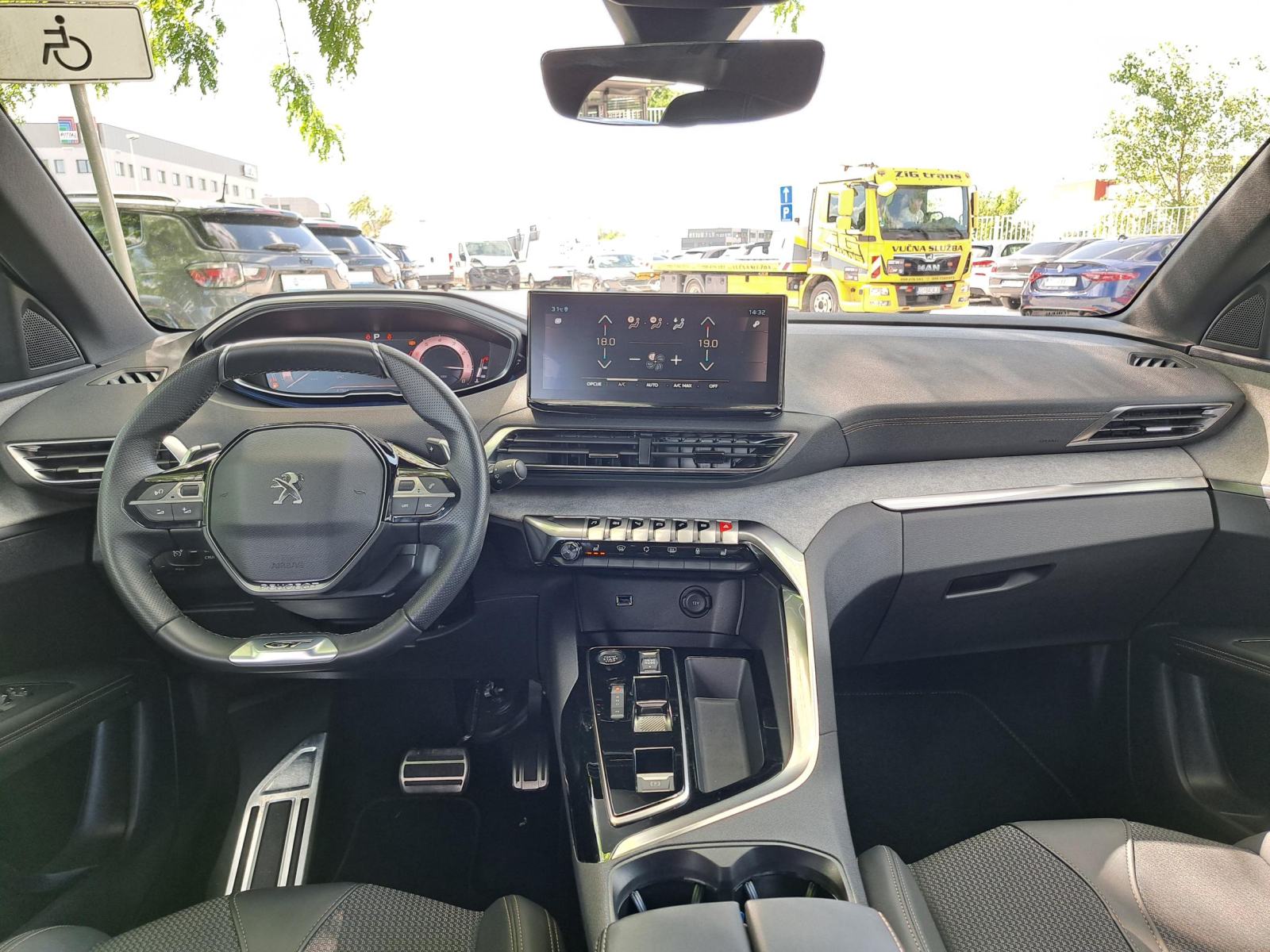 Peugeot 3008 GT PureTech 130 EAT8, fotografija 9